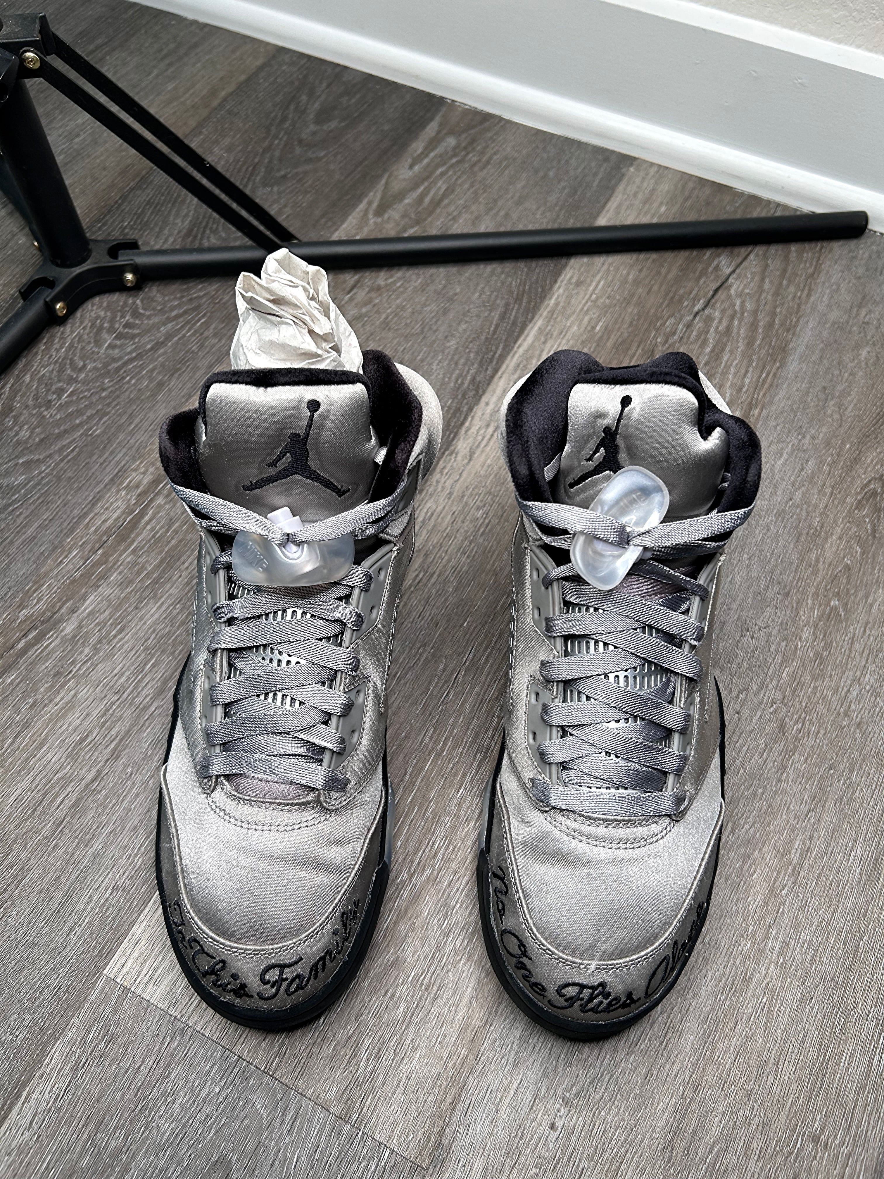 Size 7Y/8.5W - Jordan 5 Retro Wings 10th Anniversary (2025) IO2038-001