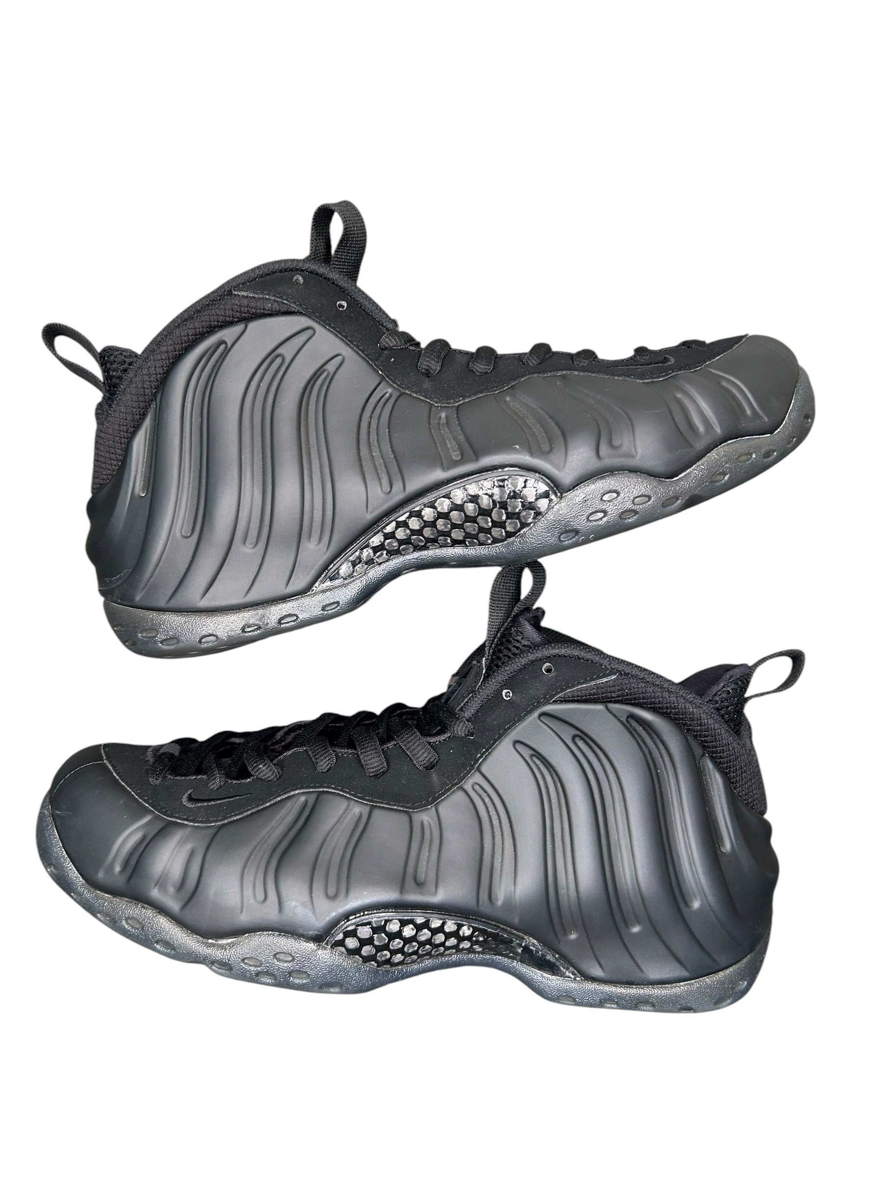 Size 9.5 - Nike Air Foamposite One Anthracite (2023) FD5855-001
