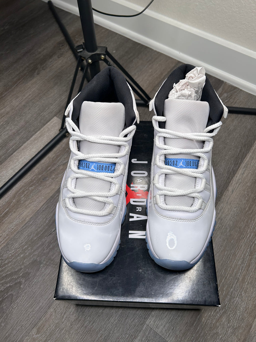 Size 9 Nike Jordan 11 Retro Legend Blue CT8012-104 Men’s