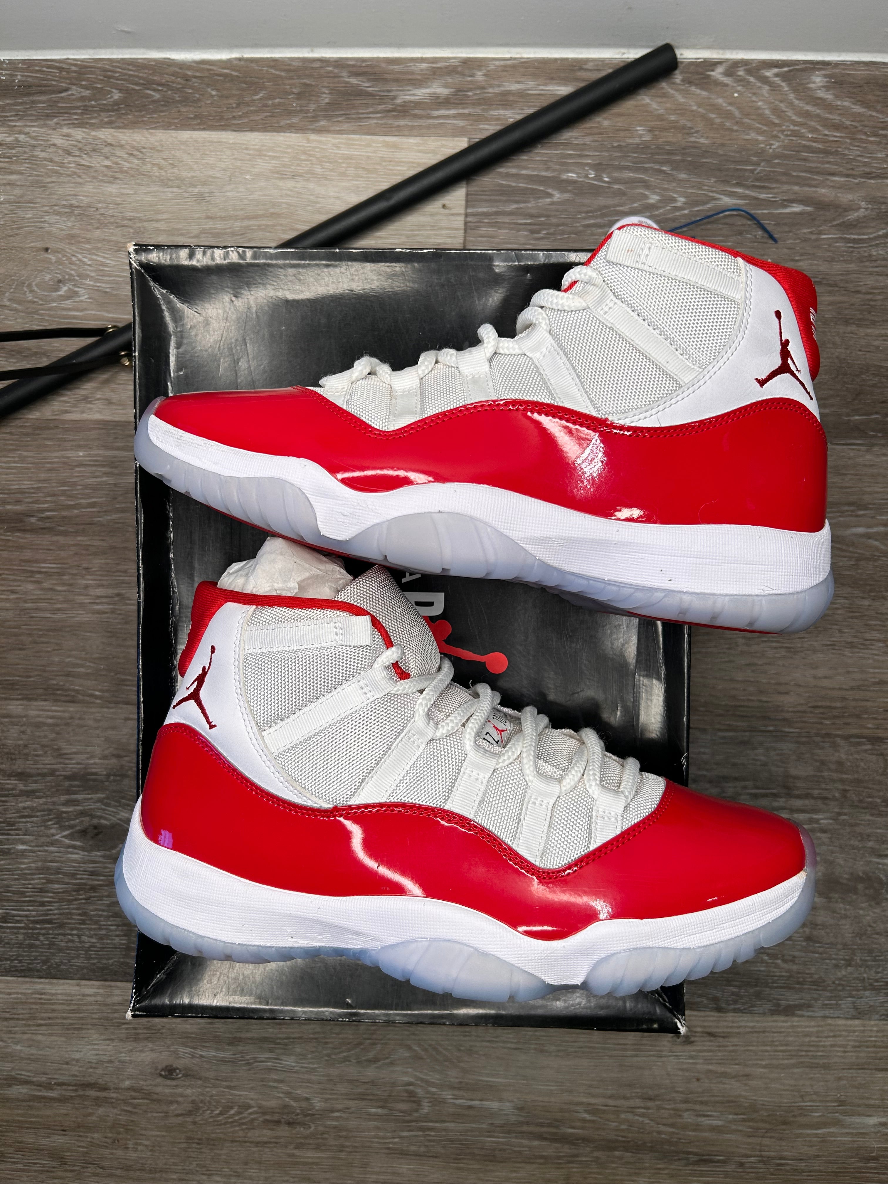 Nike Air Jordan 11 Retro 'Cherry' (2022) CT8012-116 Size 10.5