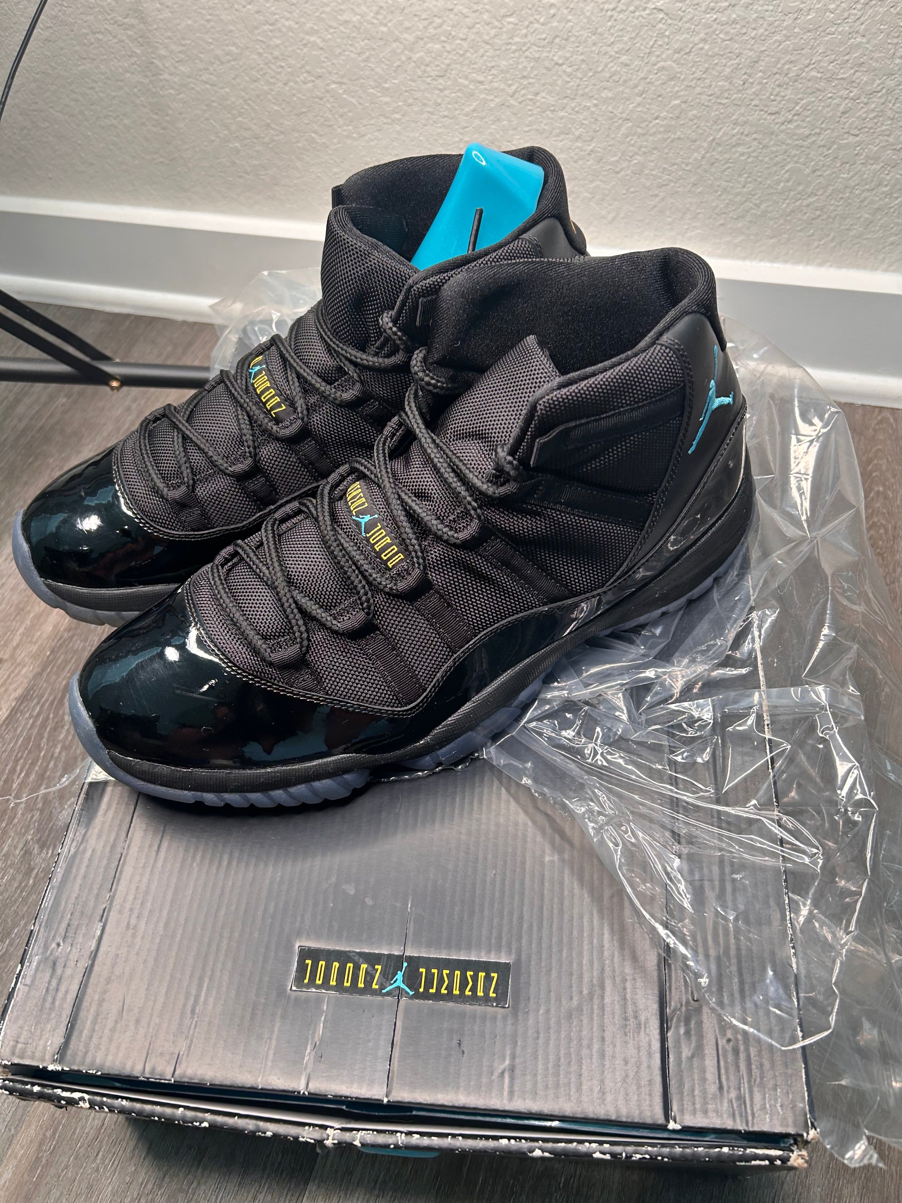 Size 13 nike air Jordan retro 11 Gamma blue (2013)
