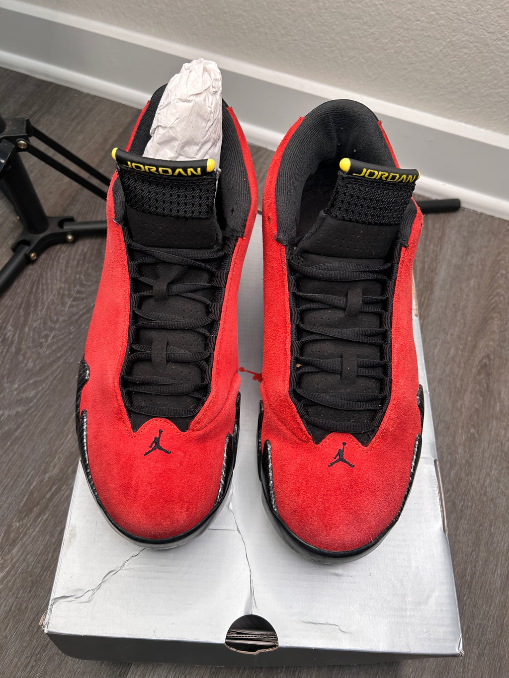 Size 10.5 - Jordan 14 Ferrari  (2025) IF5015-600