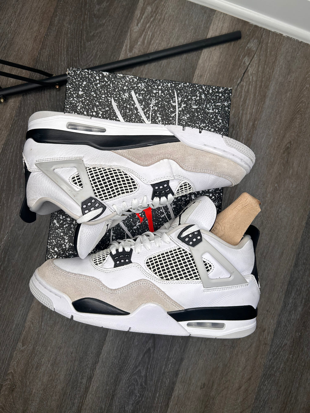 Size 10.5 Nike air Jordan retro 4 MILITARY BLACK