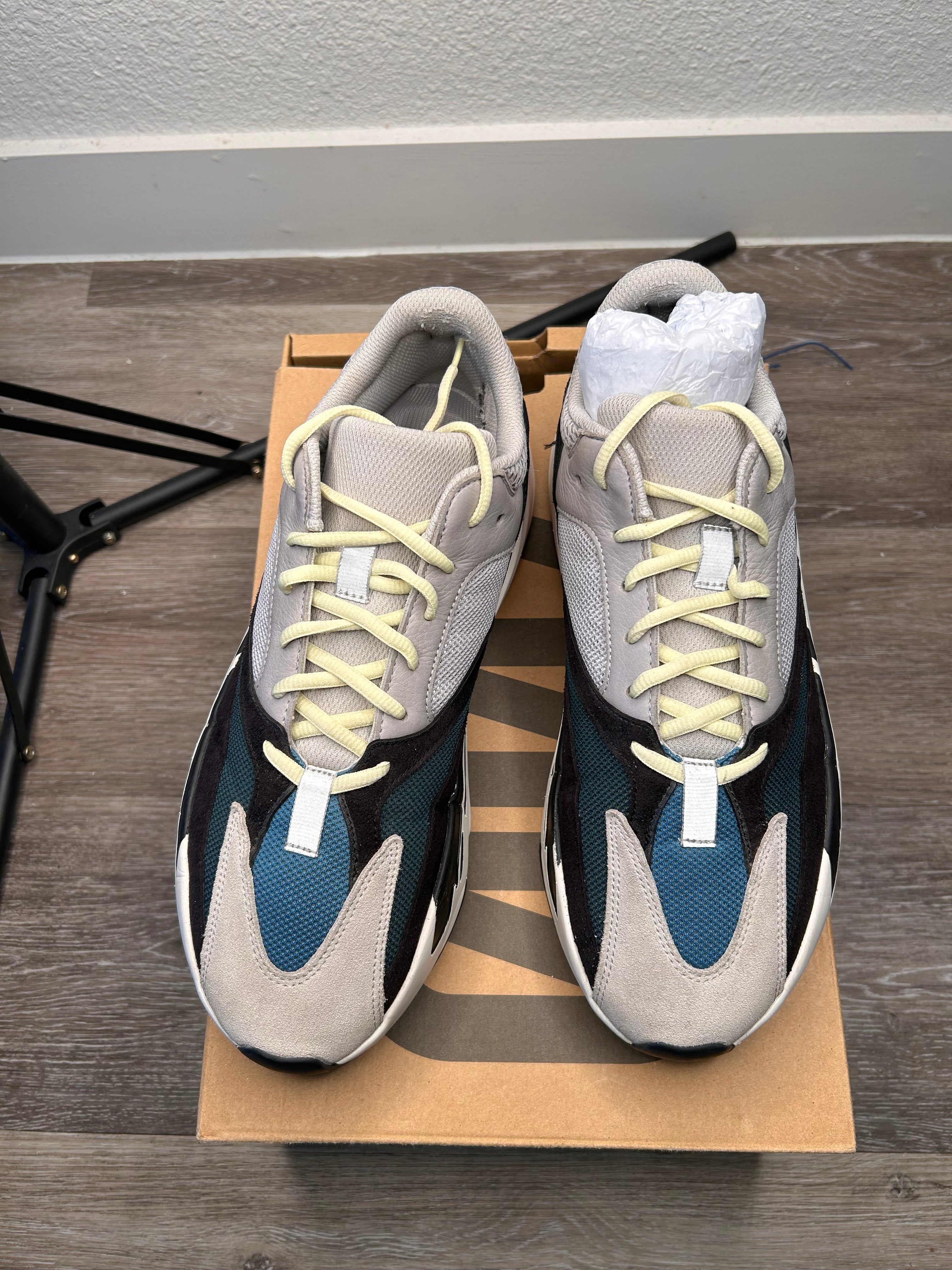 Size 11 - adidas Yeezy Boost 700 Low Wave Runner (2017)
