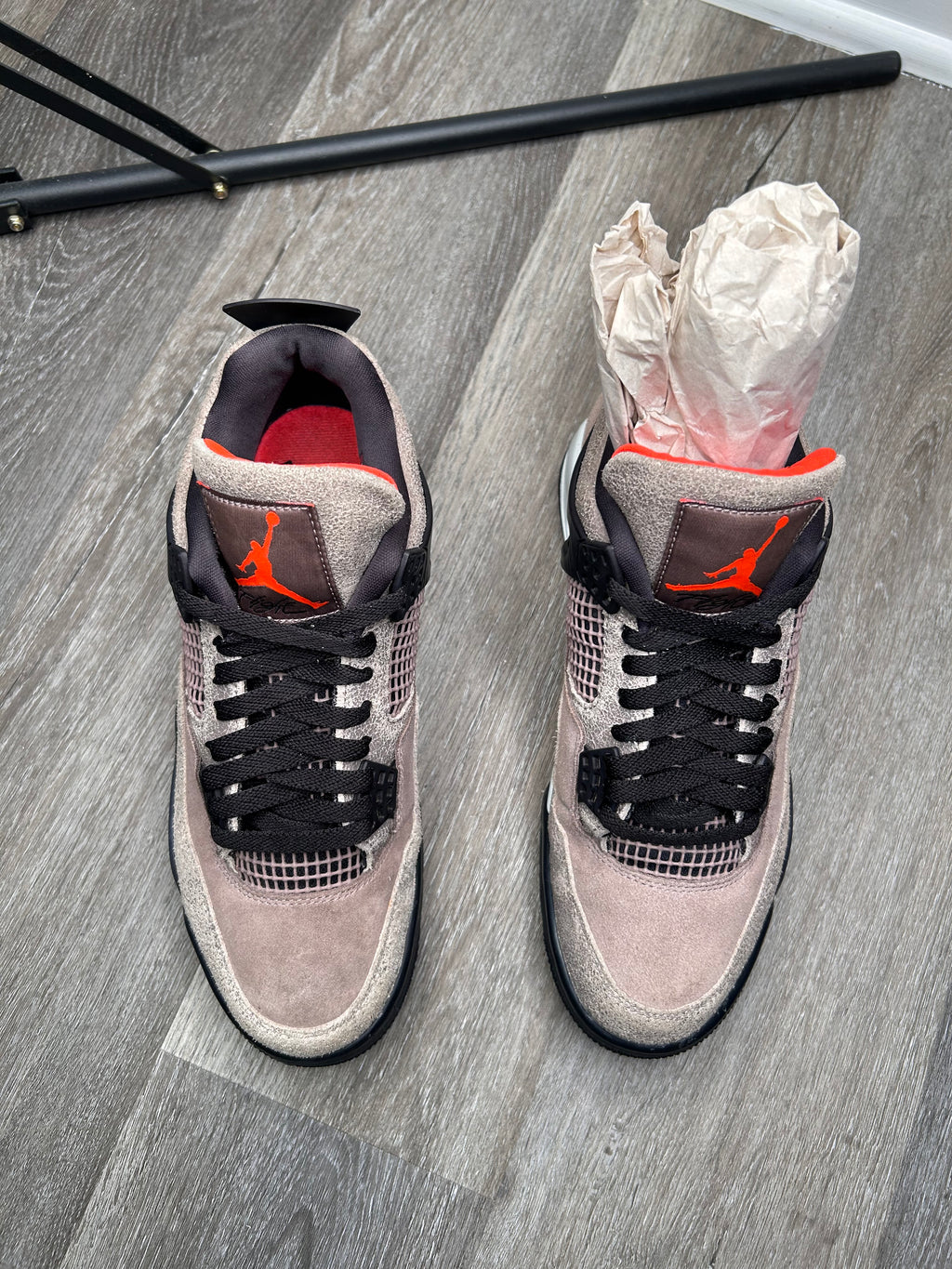 Size 9 - Jordan 4 Retro Taupe Haze (2021) DB0732-200