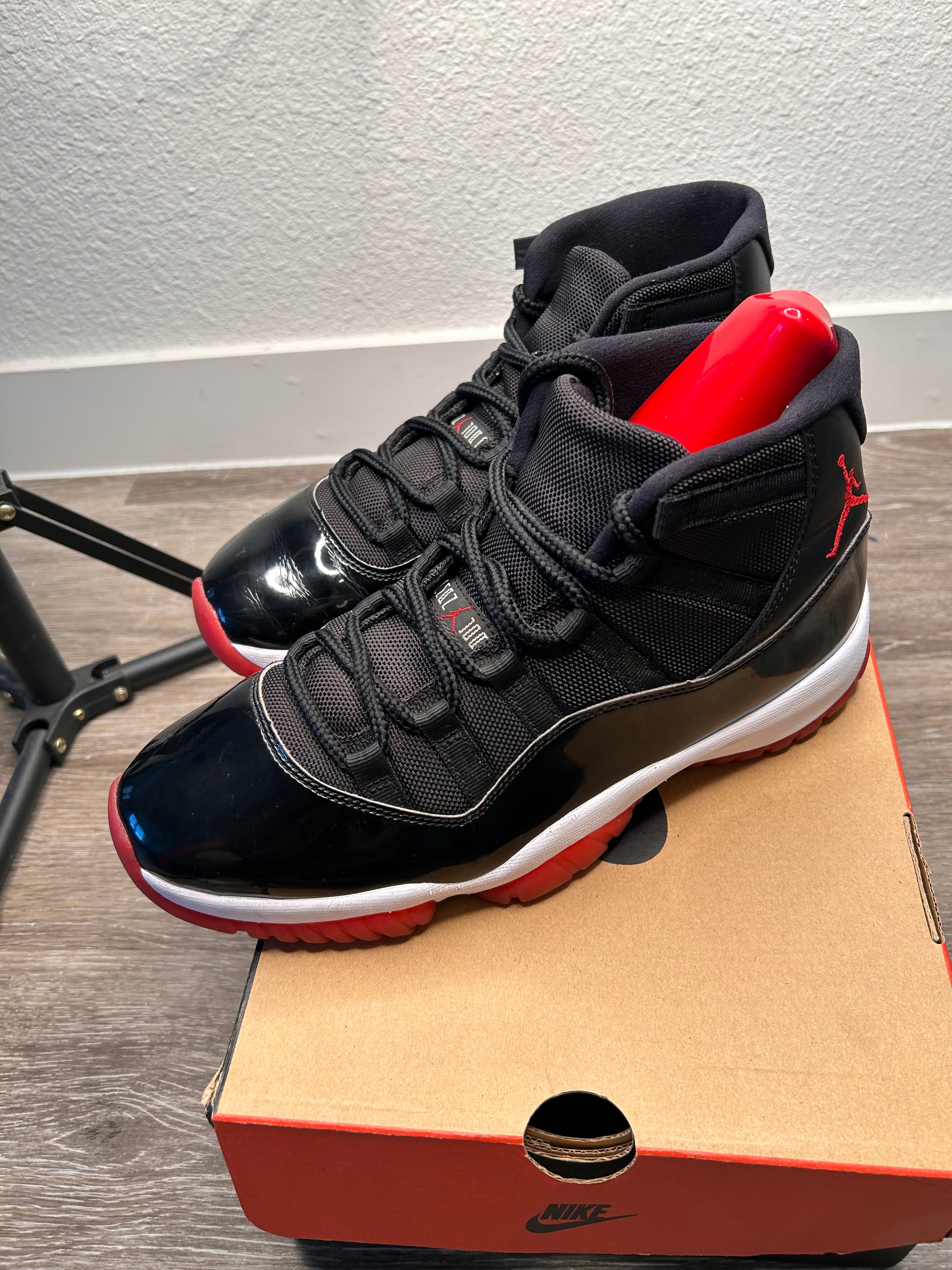 Nike Air Jordan 11 Bred (2019) Men's Size 9.5