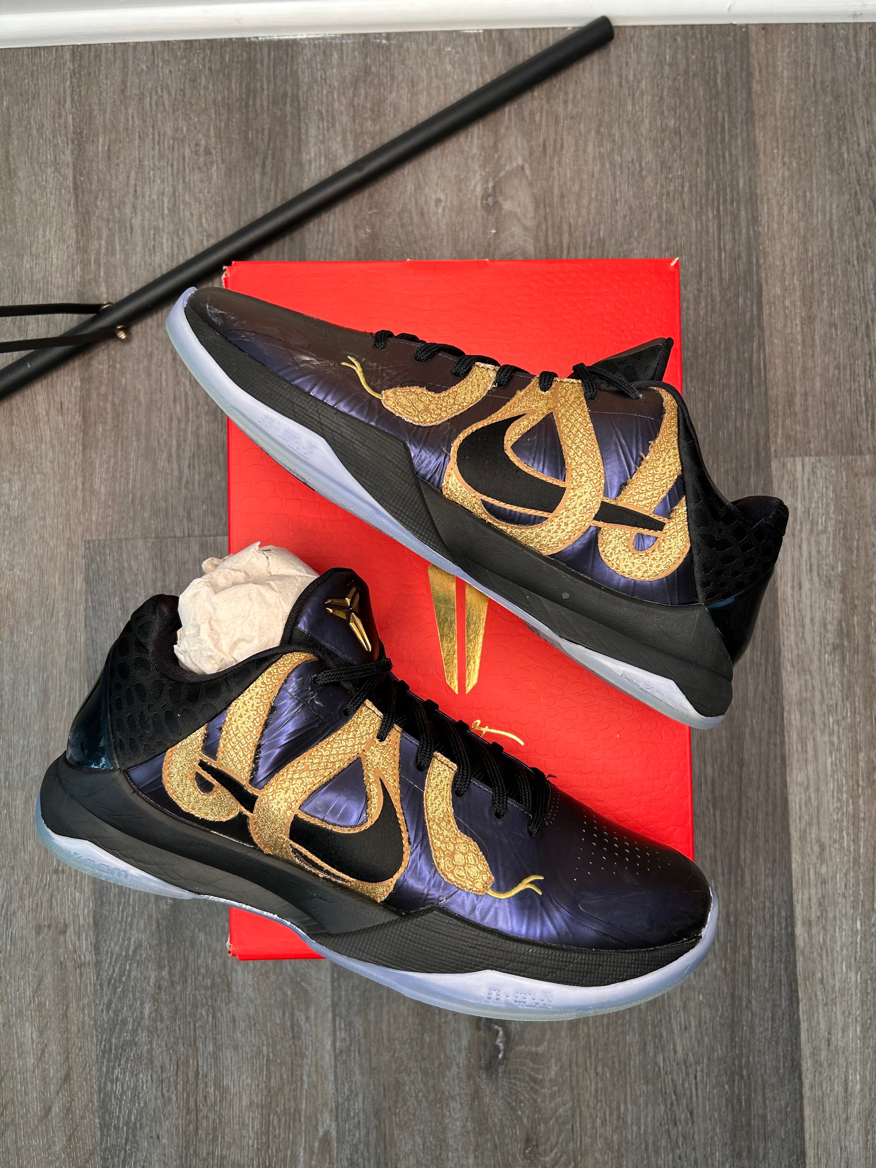 Nike Kobe 5 V eggplant size 10.5 men’s (2025)