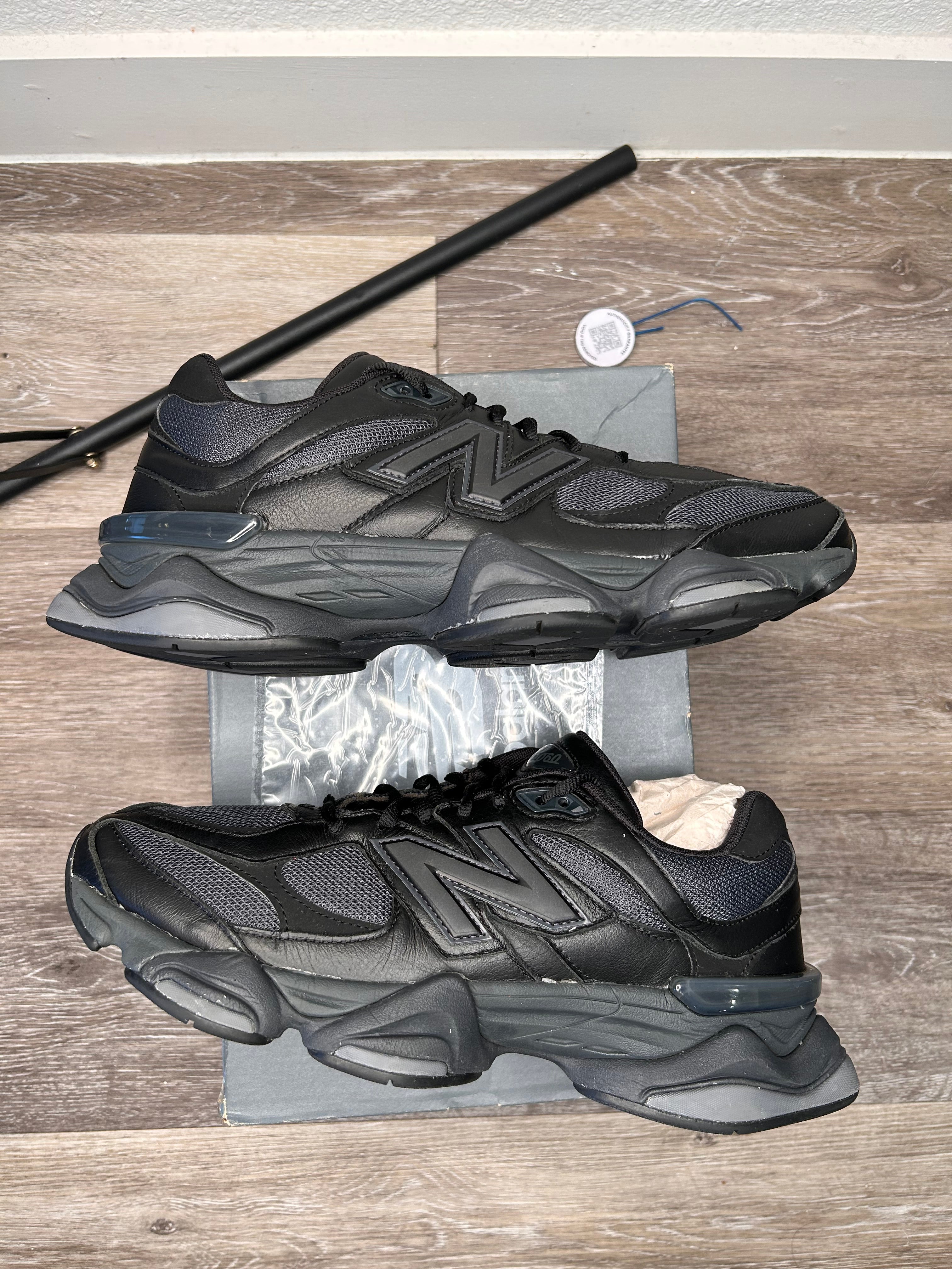 Size 11 New Balance 9060  Men Shoe Running Sneaker Leather Black  - U9060NRI (2023)