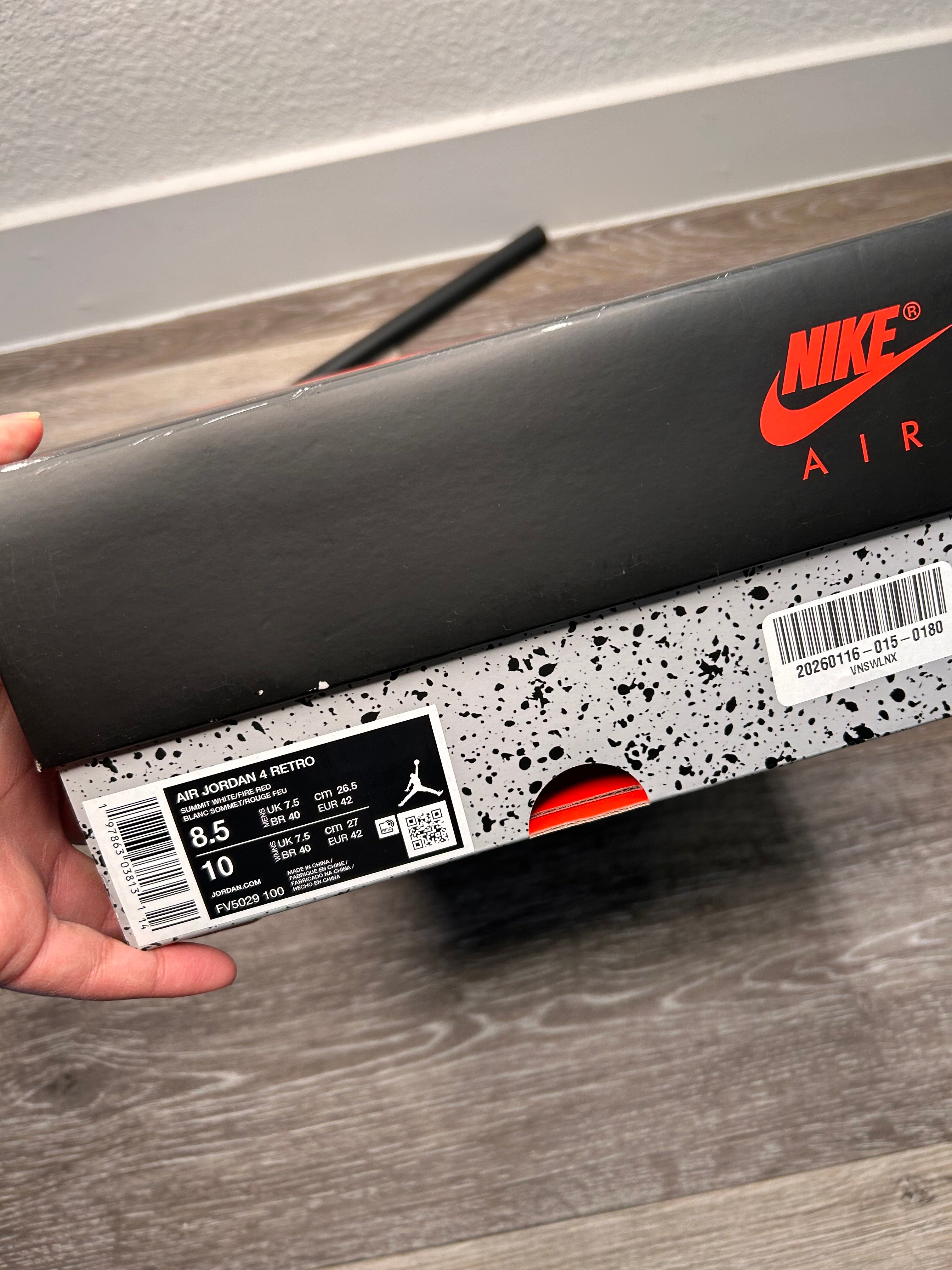 Nike Air Retro Jordan 4 Retro White Cement Og (2025) Size 8.5 Mens