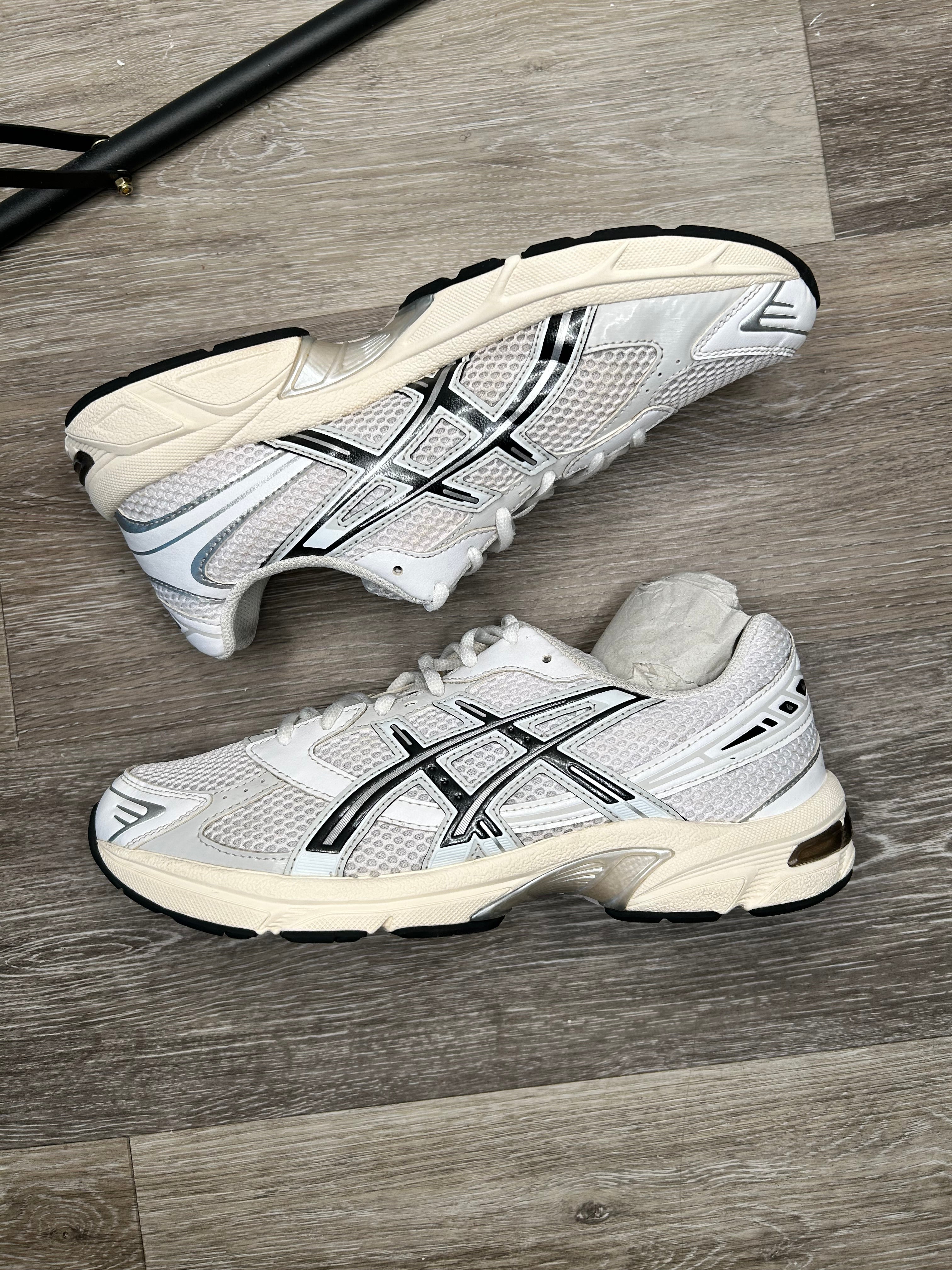 ASICS 1130 ‘CLAY CANYON’ men’s size 9.5