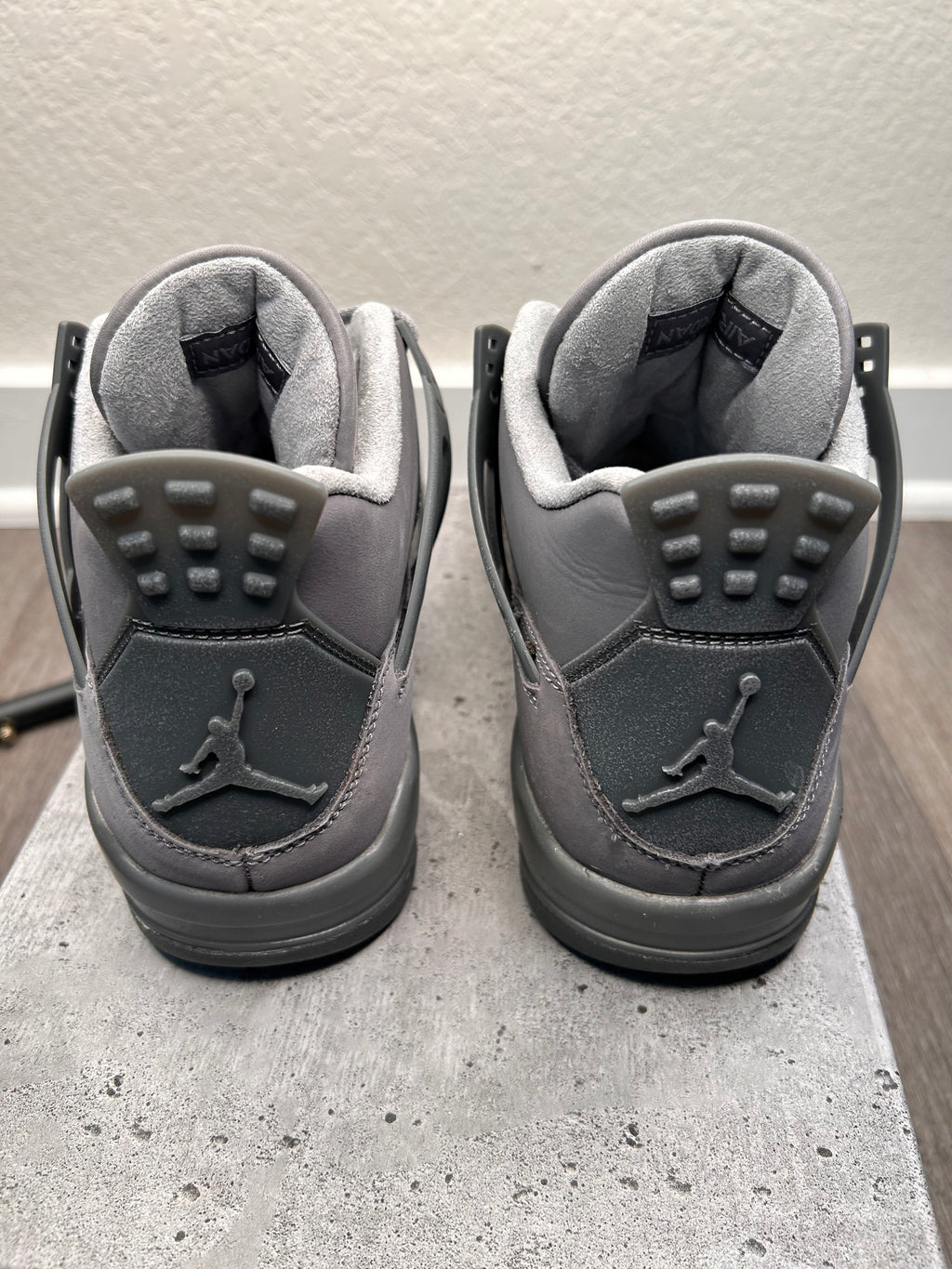 Nike air Jordan 4 wet cement (2024) size 7Y