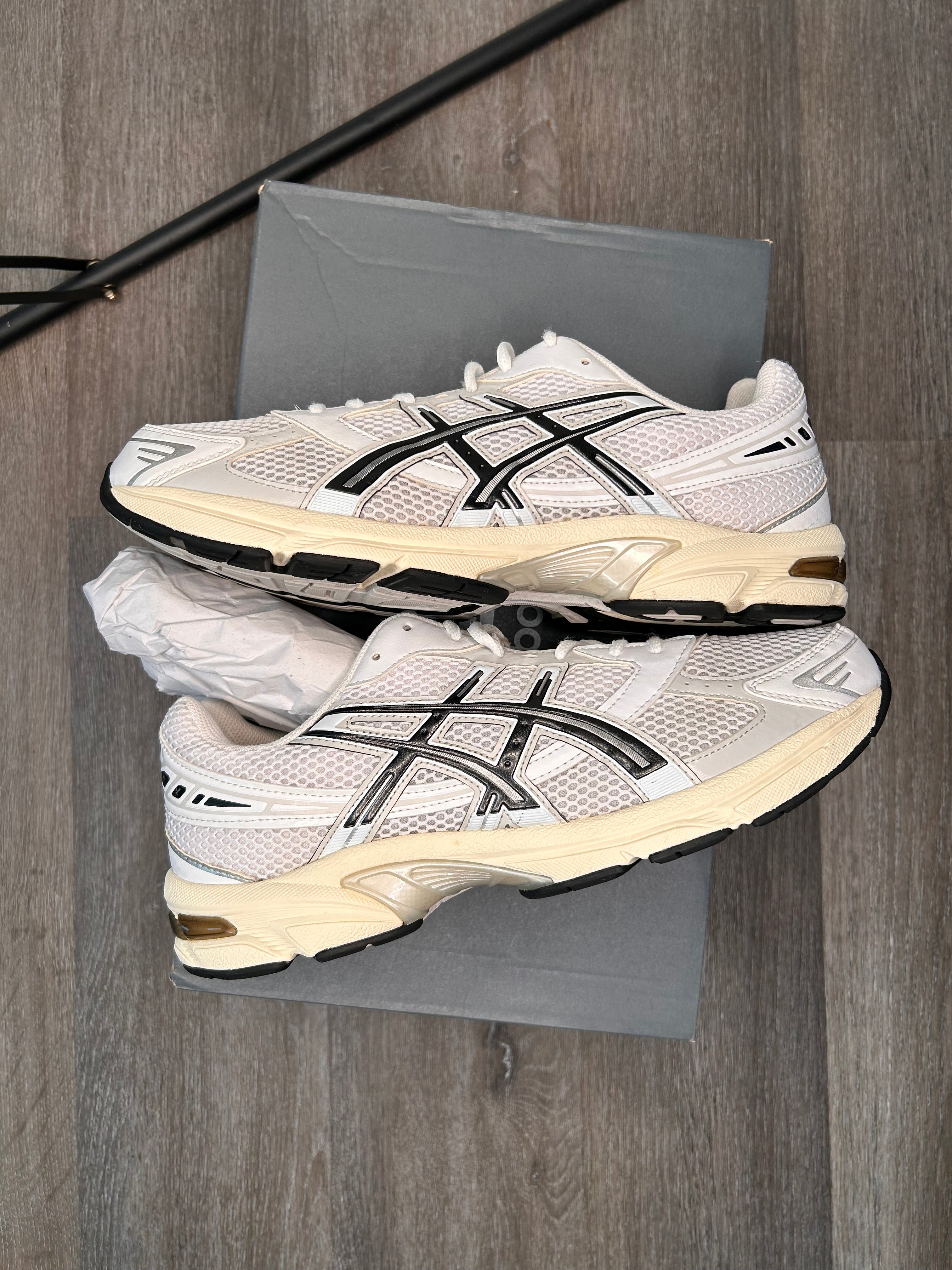 ASICS 1130 GEL size 11 men’s cloud grey