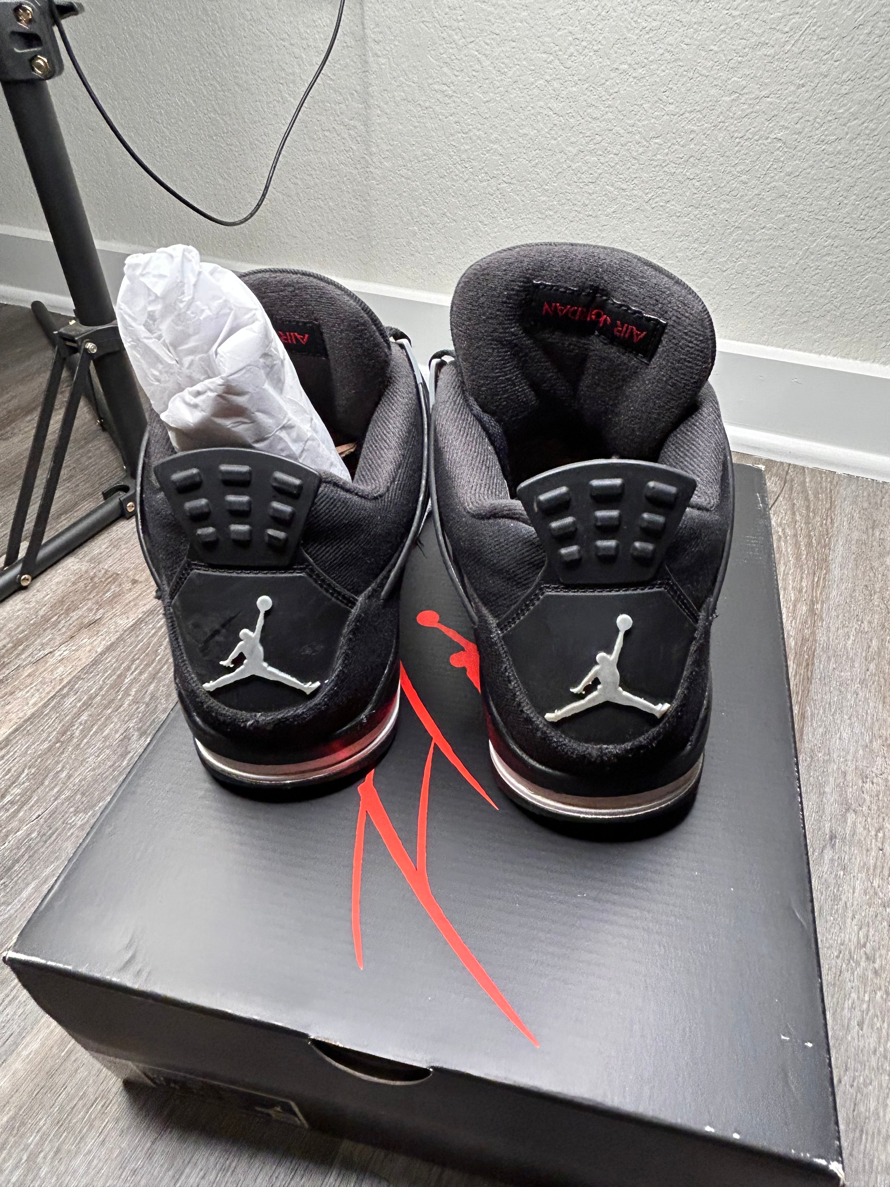 Size 10 Nike air Jordan retro 4 black canvas men’s