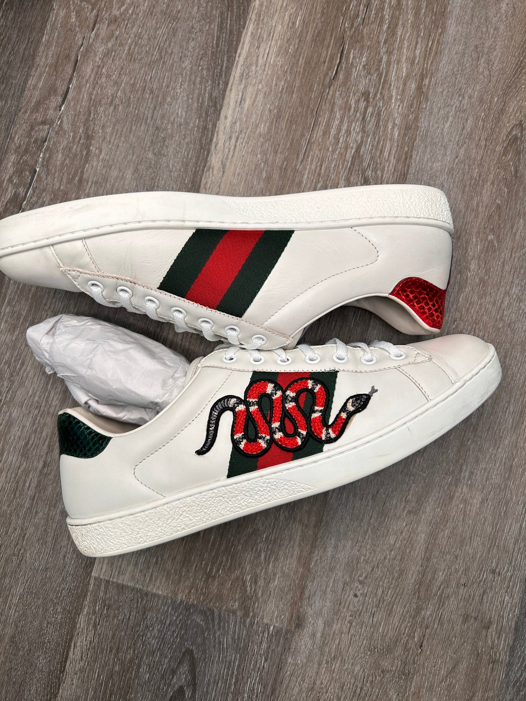 Gucci Ace Snake low top sneakers men’s size 9 US