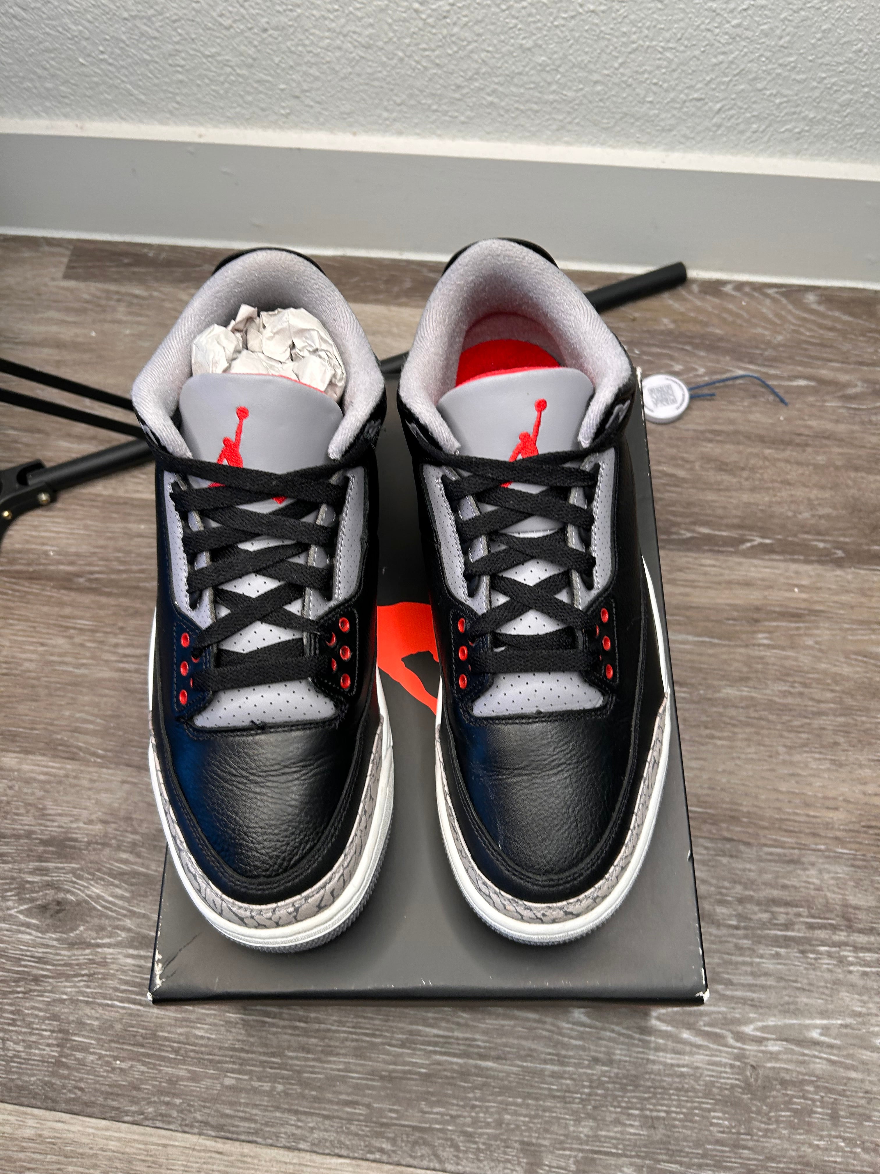 Size 9.5 - Air Jordan 3 Retro OG (2024) Black Cement