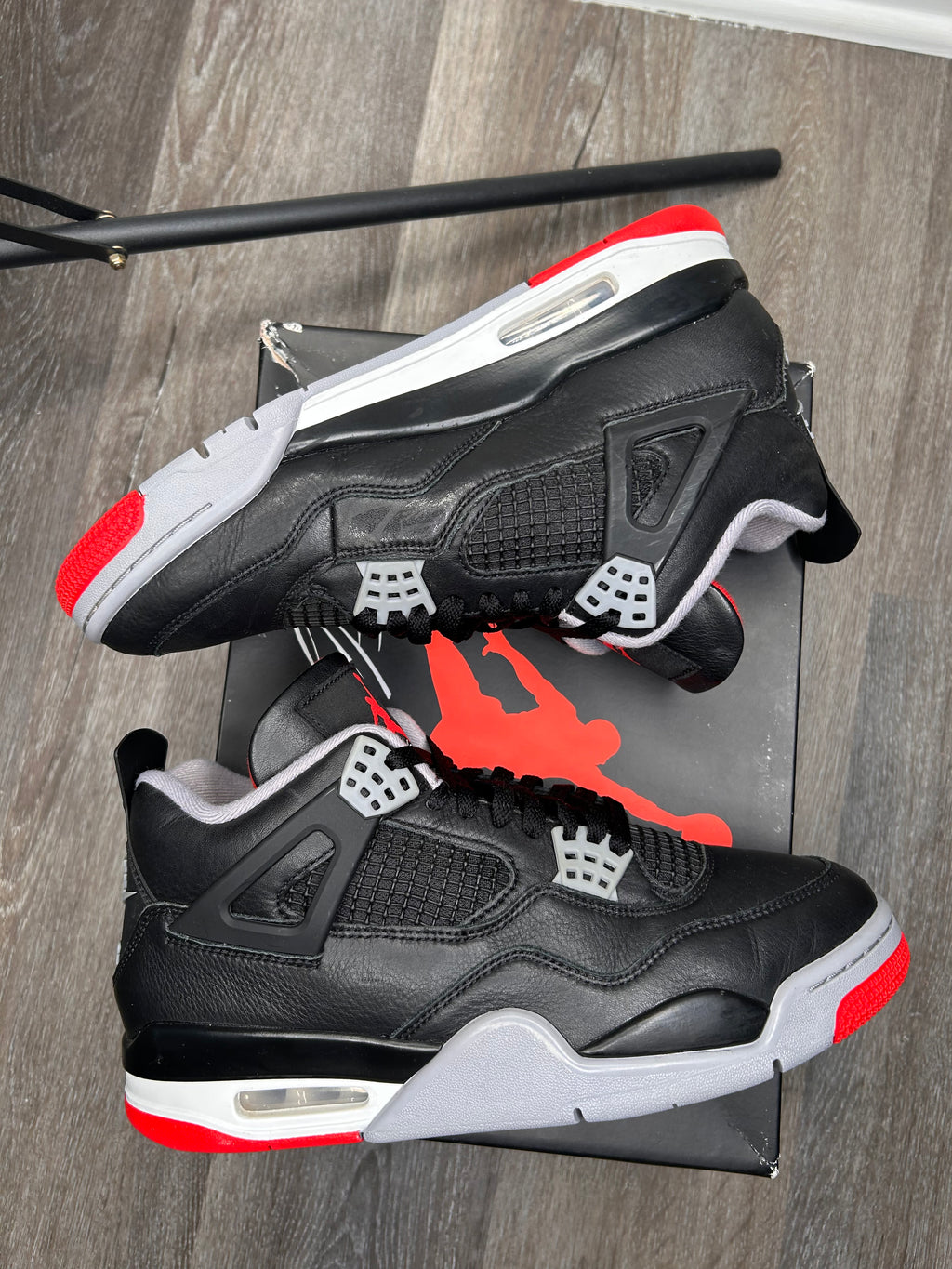 Nike air Jordan 4 BRED reimagined size 9 (2024)