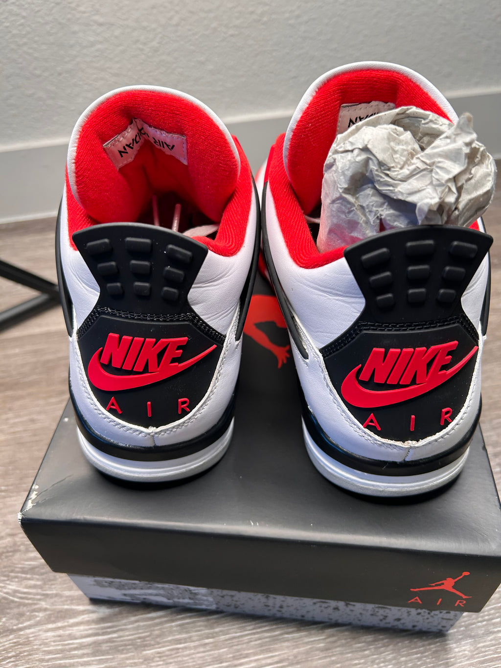Size 10.5 - Nike Air Jordan 4 Retro Fire Red (2020) DC7770-160