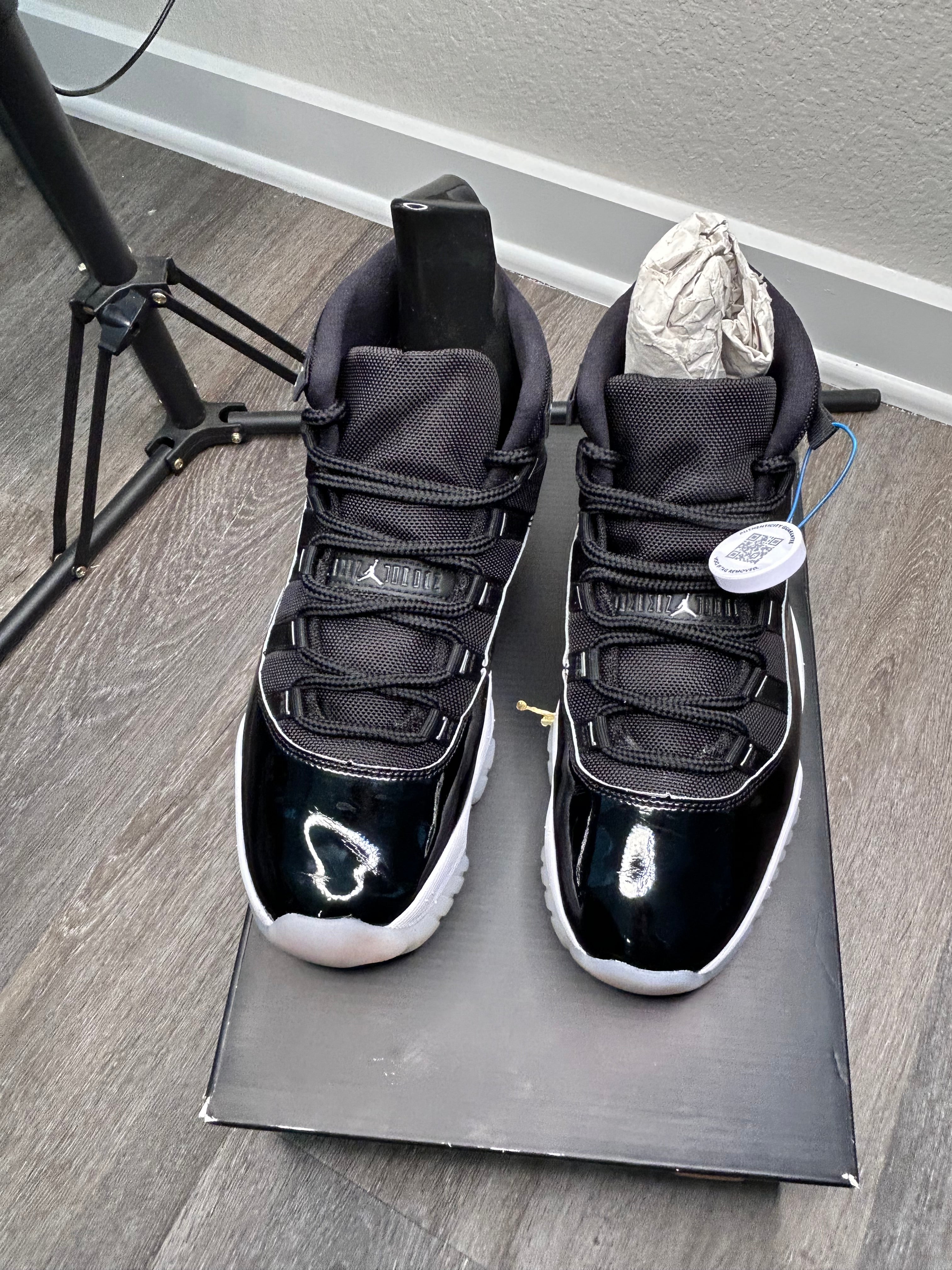 Size 11 - Jordan 11 Jubilee (2020) CT8012-011