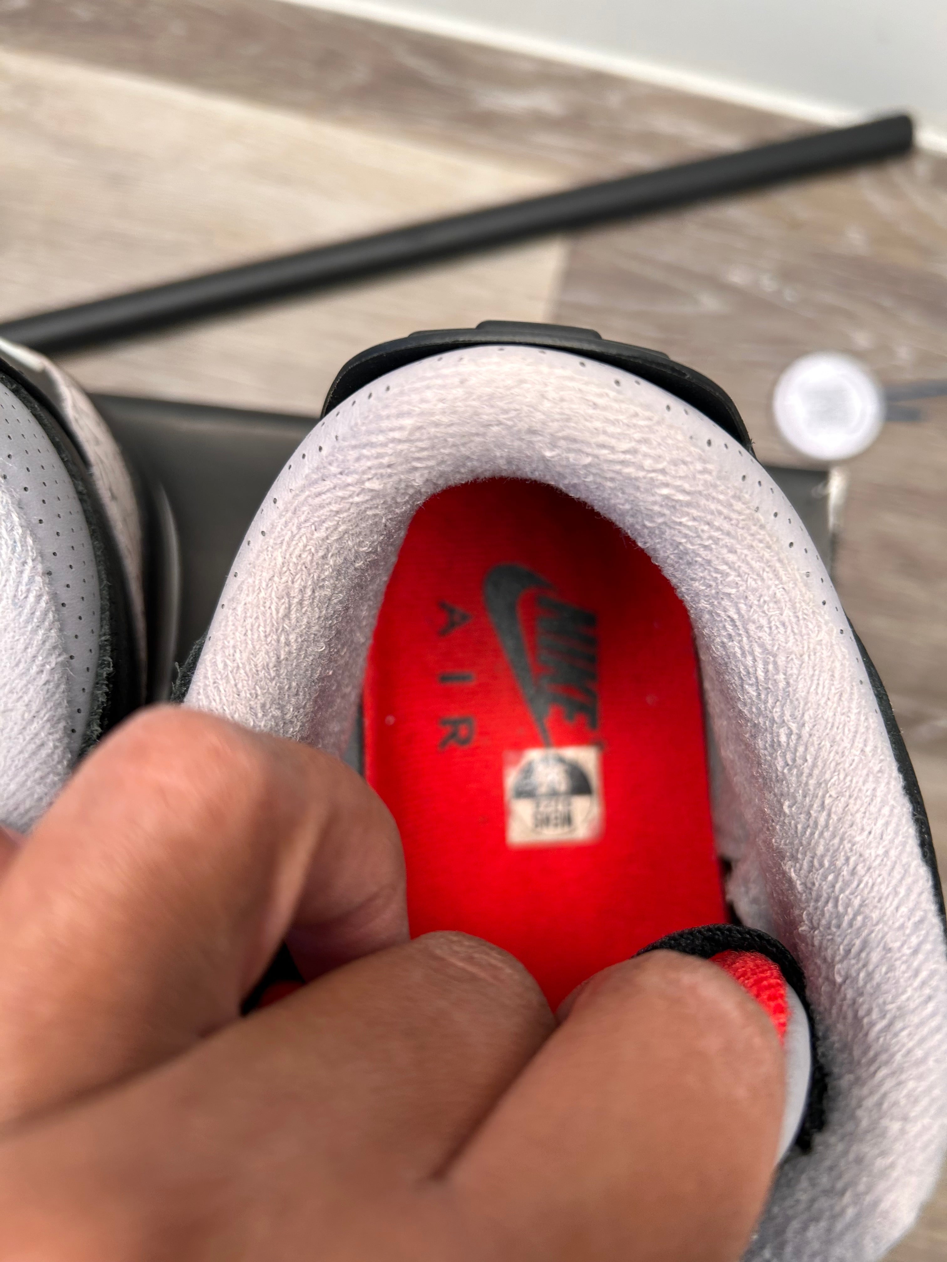 Size 9.5 - Air Jordan 3 Retro OG (2024) Black Cement