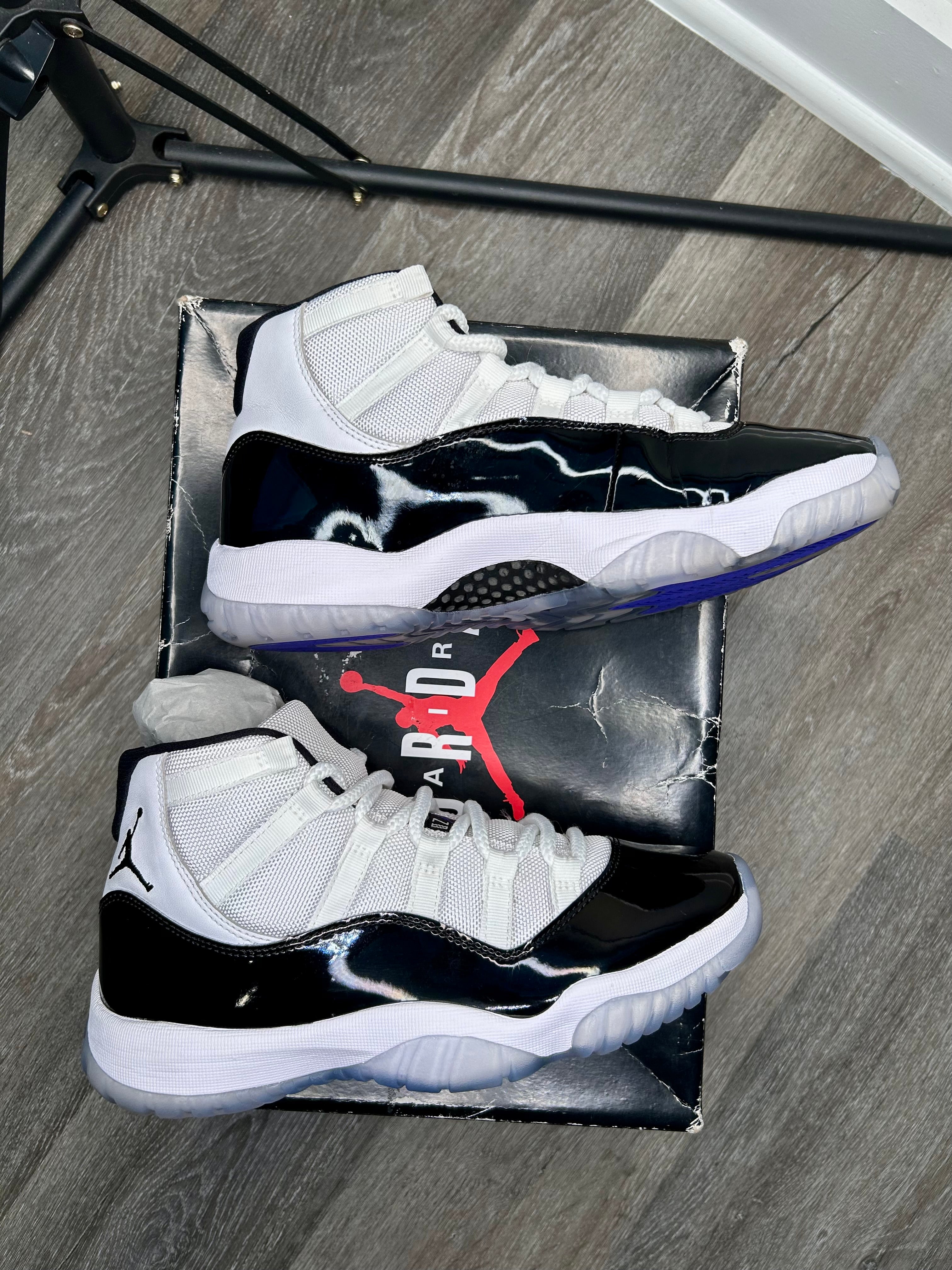Size 7.5 - Jordan 11 Concord (2018) 378037-100