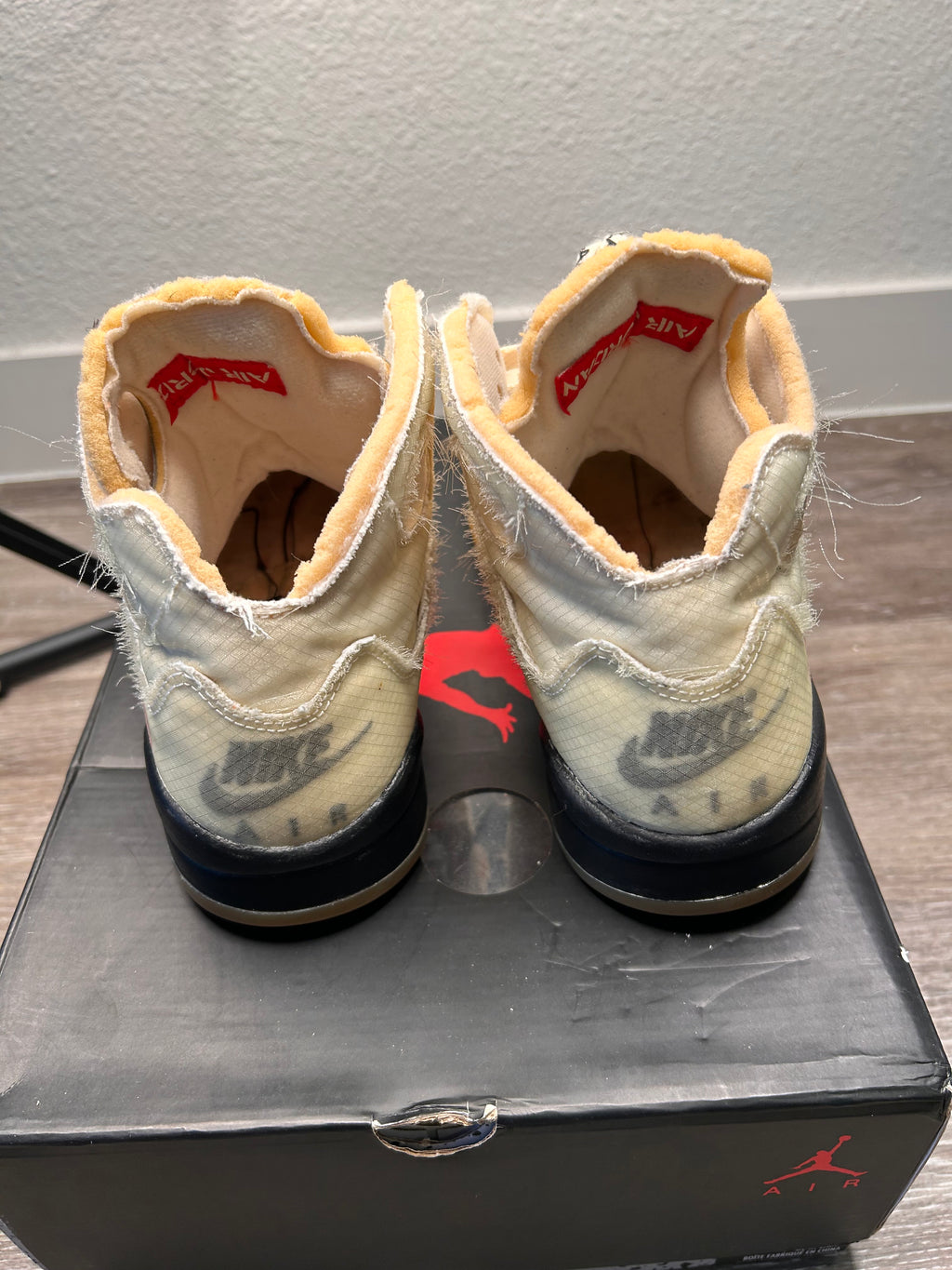 Size 7.5 - Jordan 5 SP x Off-White Mid Sail (2020)