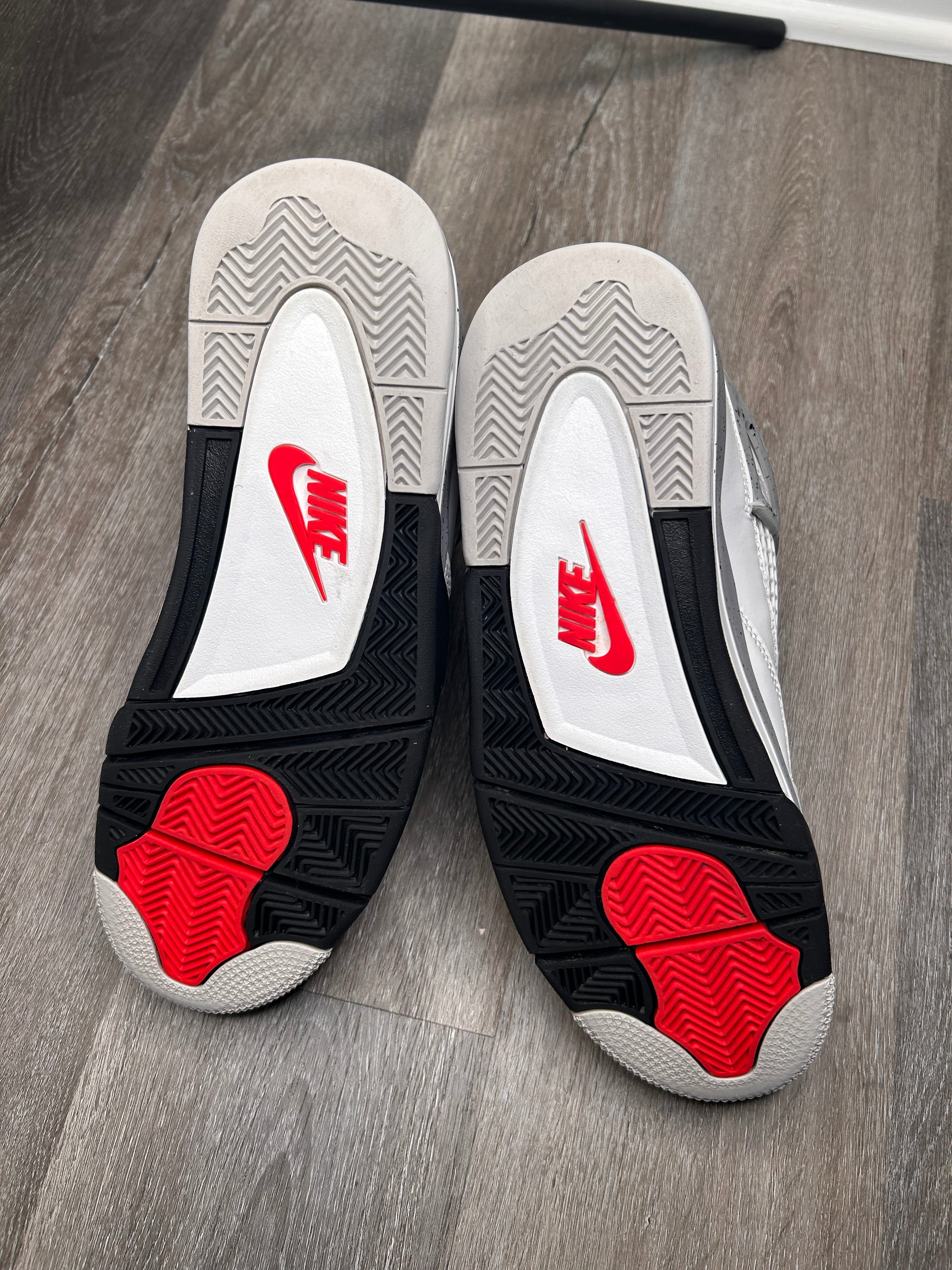 Size 10 Nike air Jordan retro 4 white cement (2025)