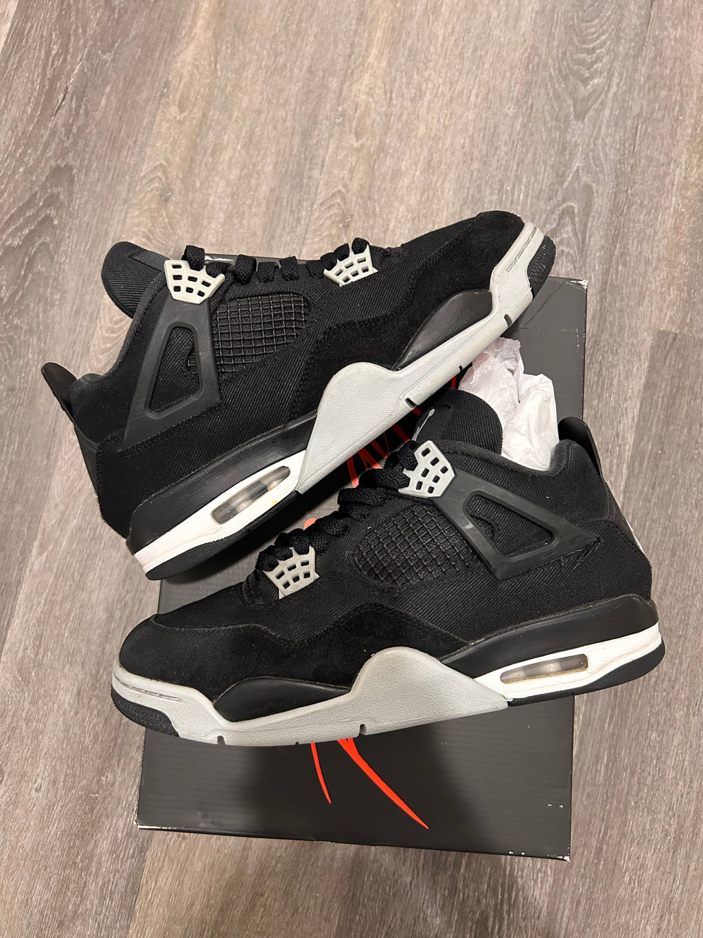Size 10 Nike air Jordan retro 4 black canvas men’s