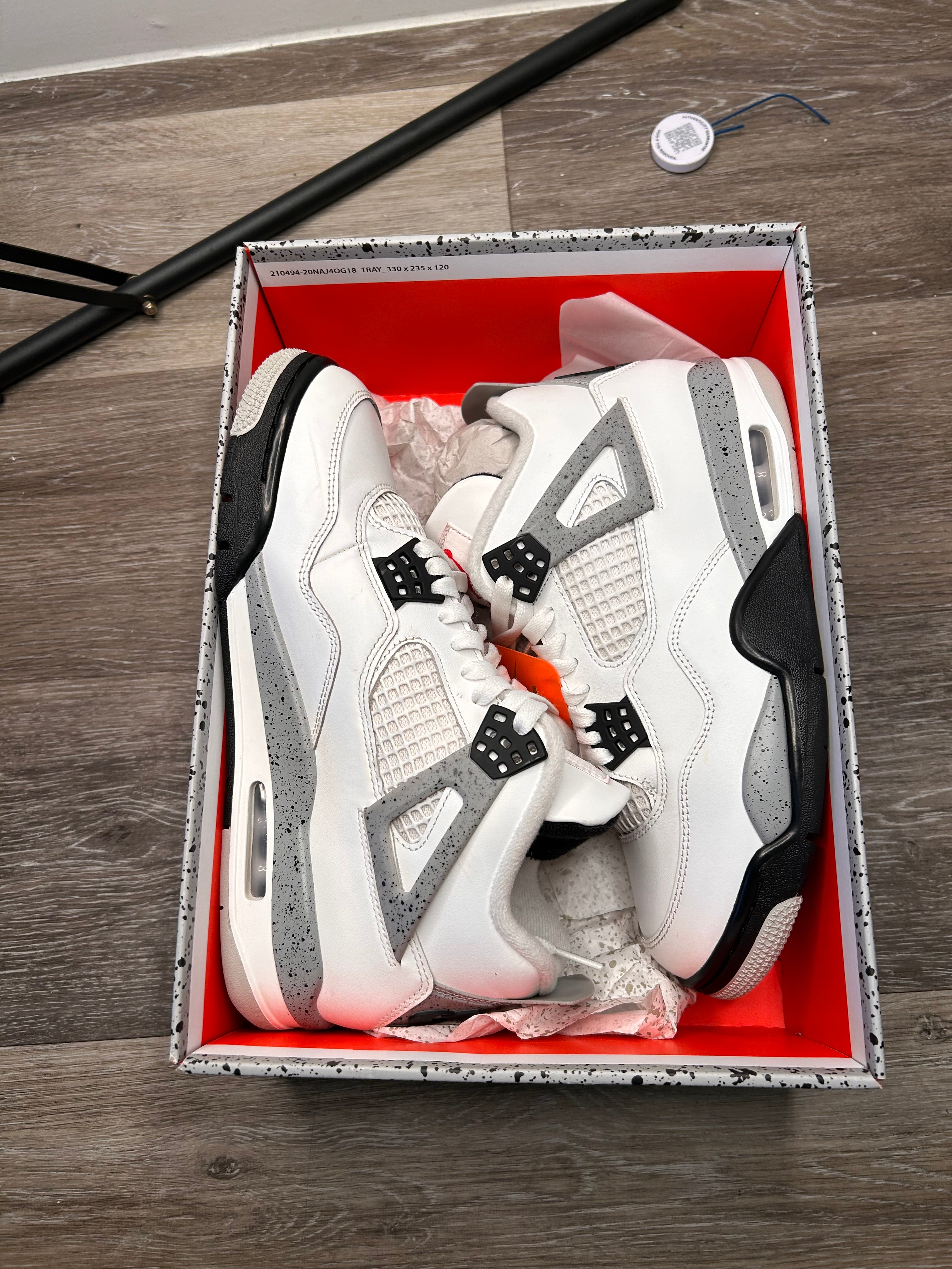 Nike Air Retro Jordan 4 Retro White Cement Og (2025) Size 8.5 Mens