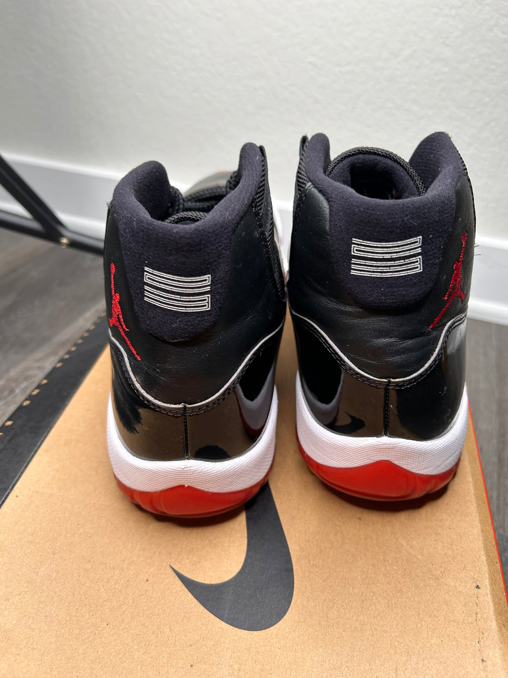 Nike air Jordan 11 retro XI Bred size 10.5 (2019)