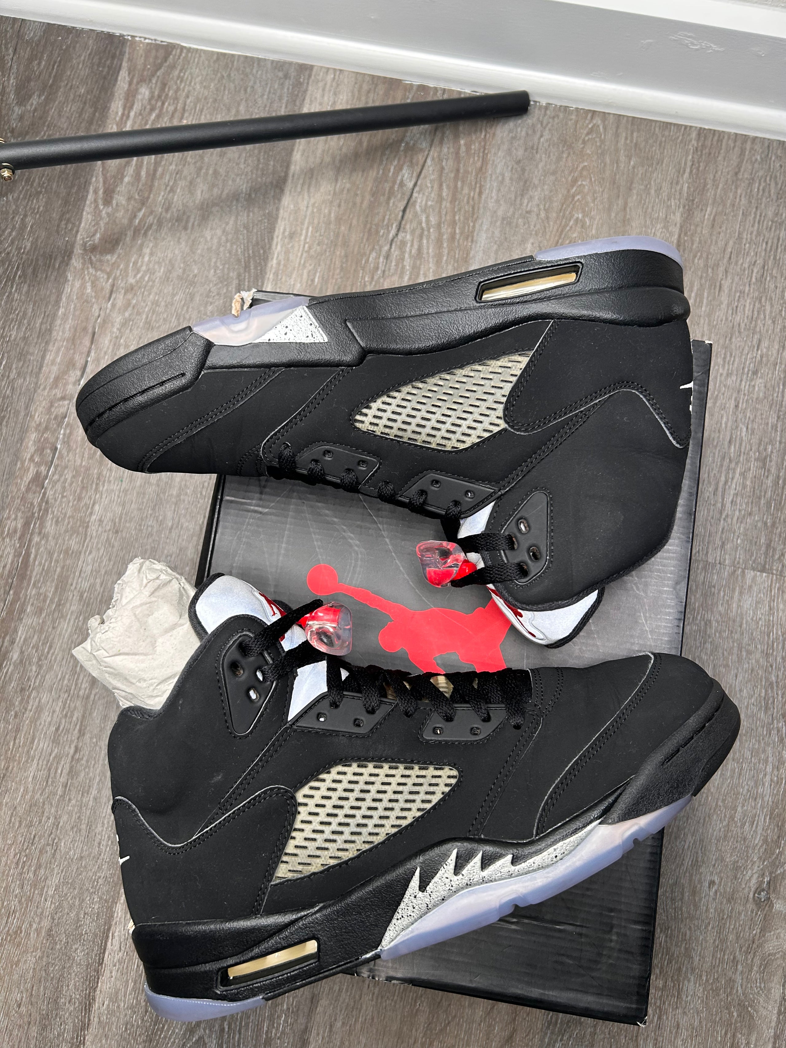 Nike air retro Jordan 5 BLACK METALLIC (2016) size 11 men’s