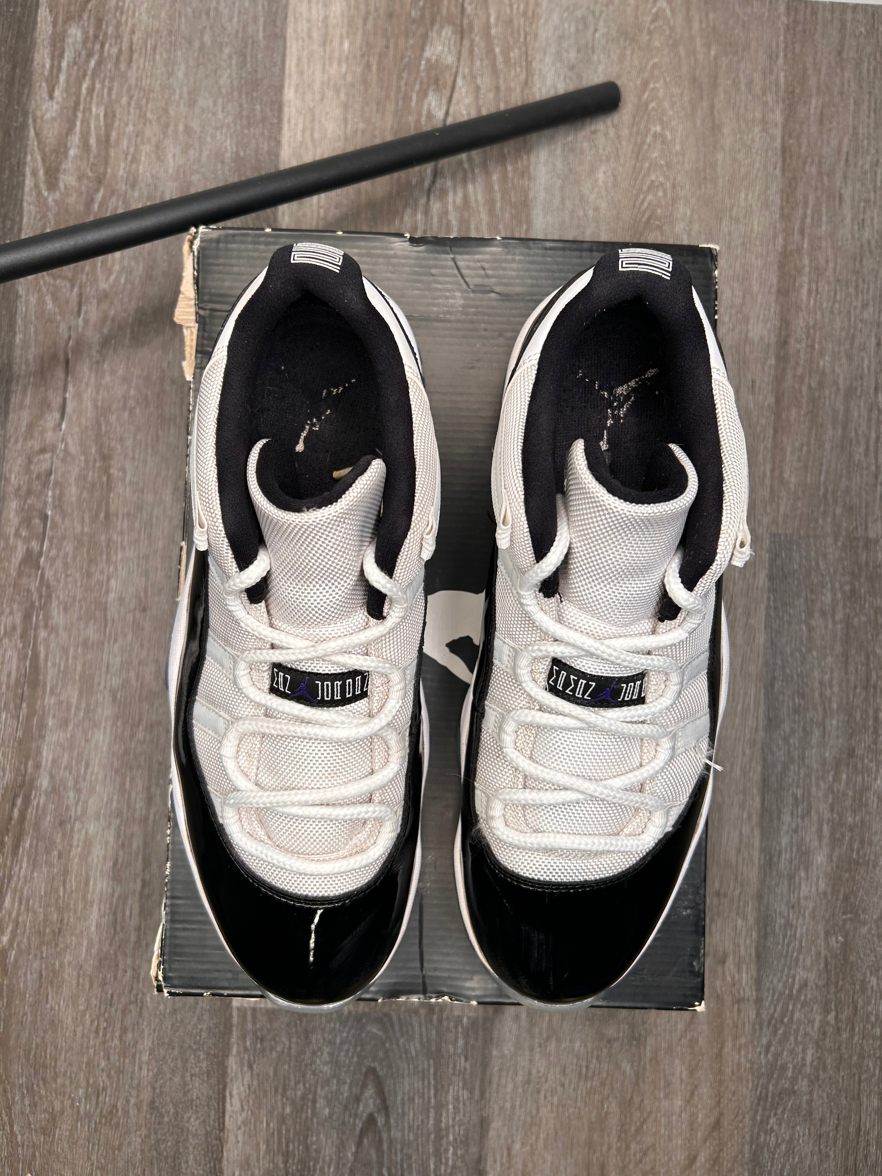 Nike air retro Jordan 11 low concord (2014) size 10