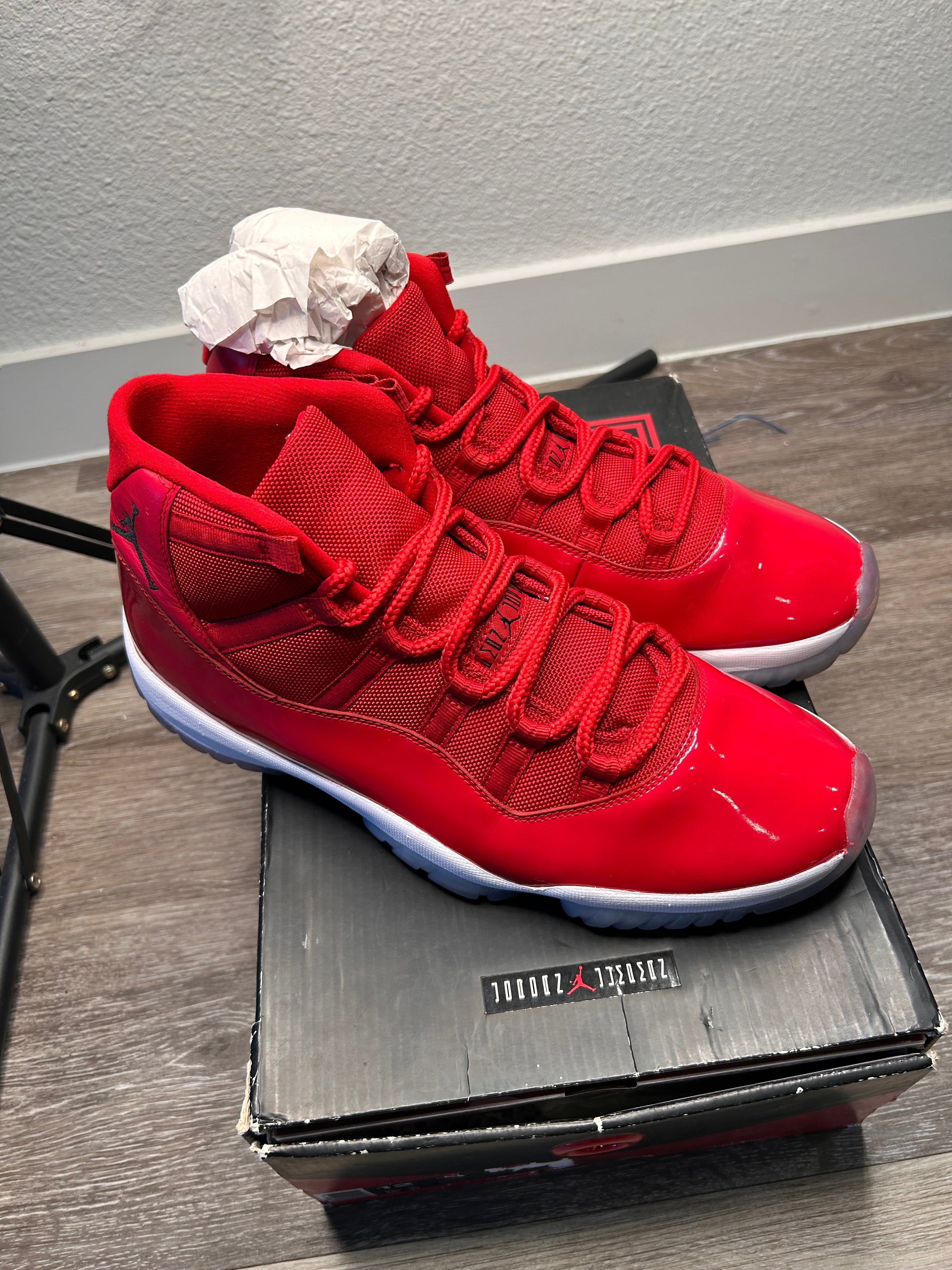 Nike Air Men's Jordan 11 Retro 'Win Like' 96' Size 12 (2017)