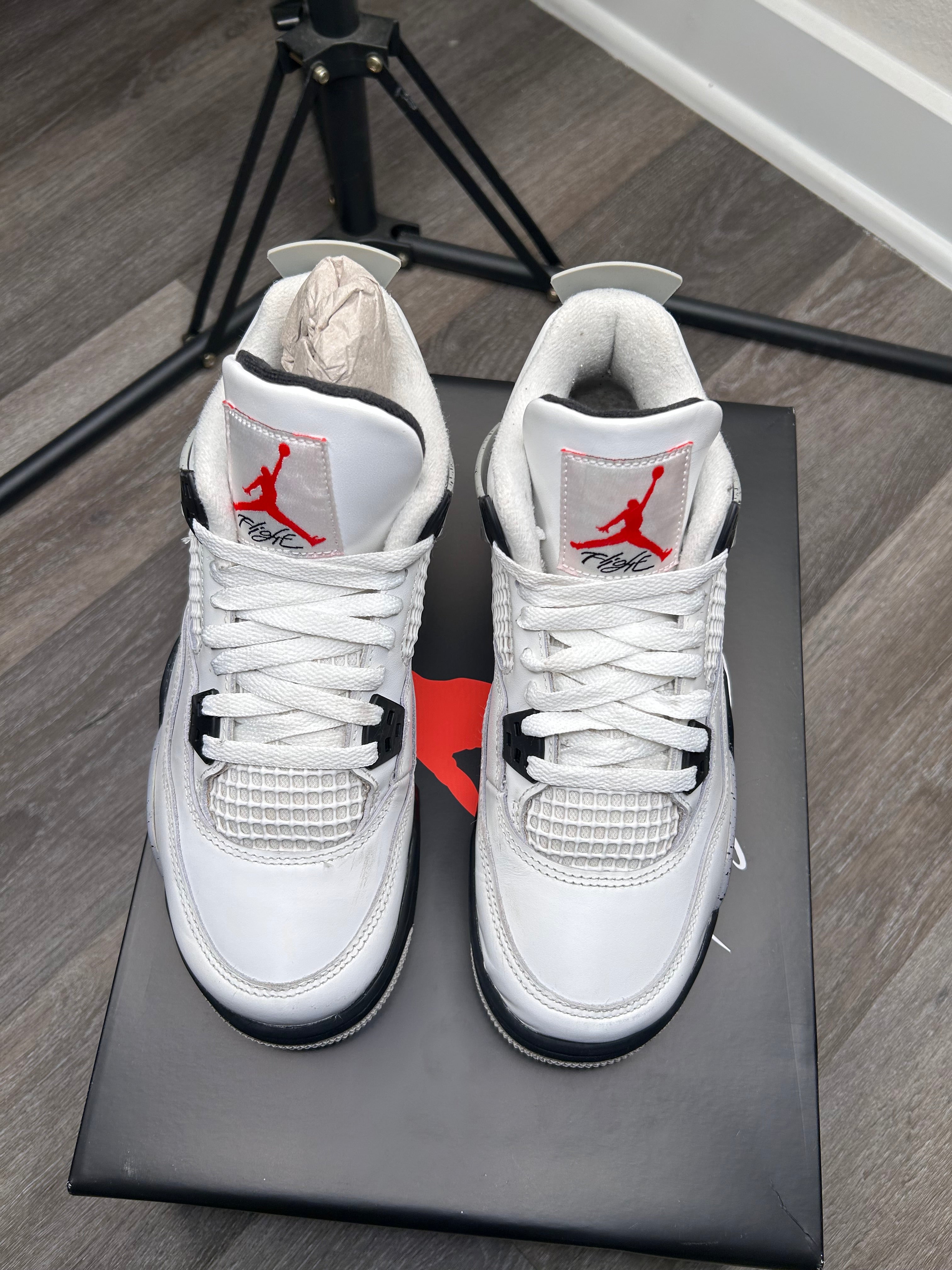 Size 6.5Y Nike Air Jordan 4 Retro OG White Cement GS Kids FV5029-100 Sneaker