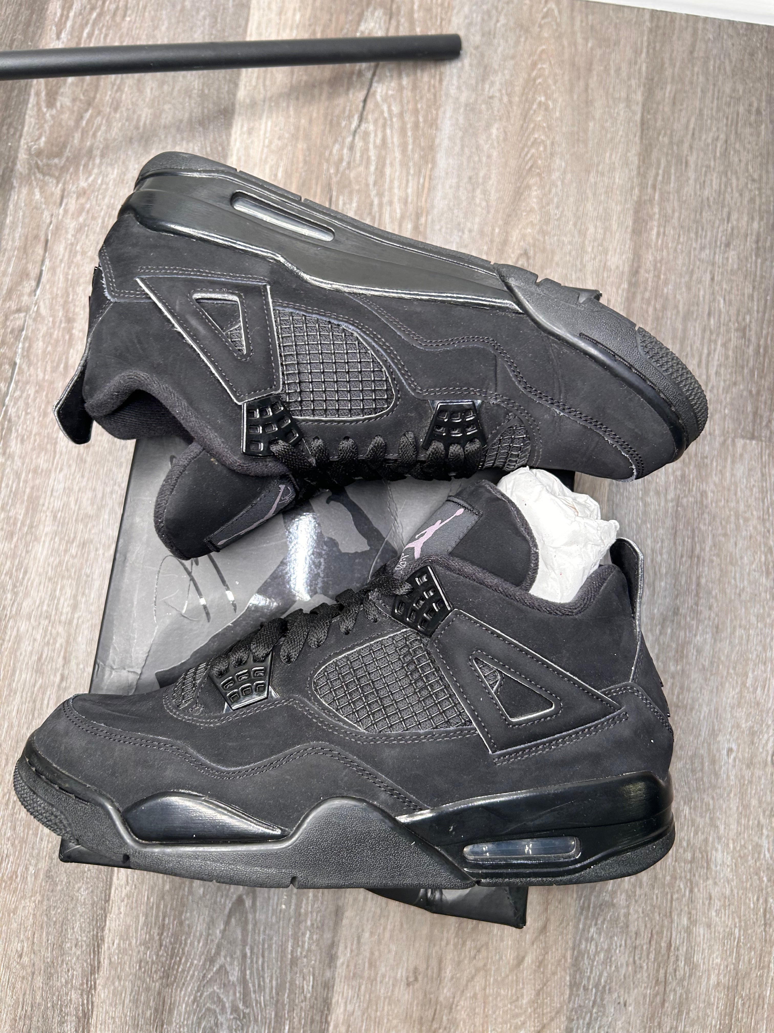 Nike air Jordan retro 4 IV BLACK CAT (2020) size 10 men’s