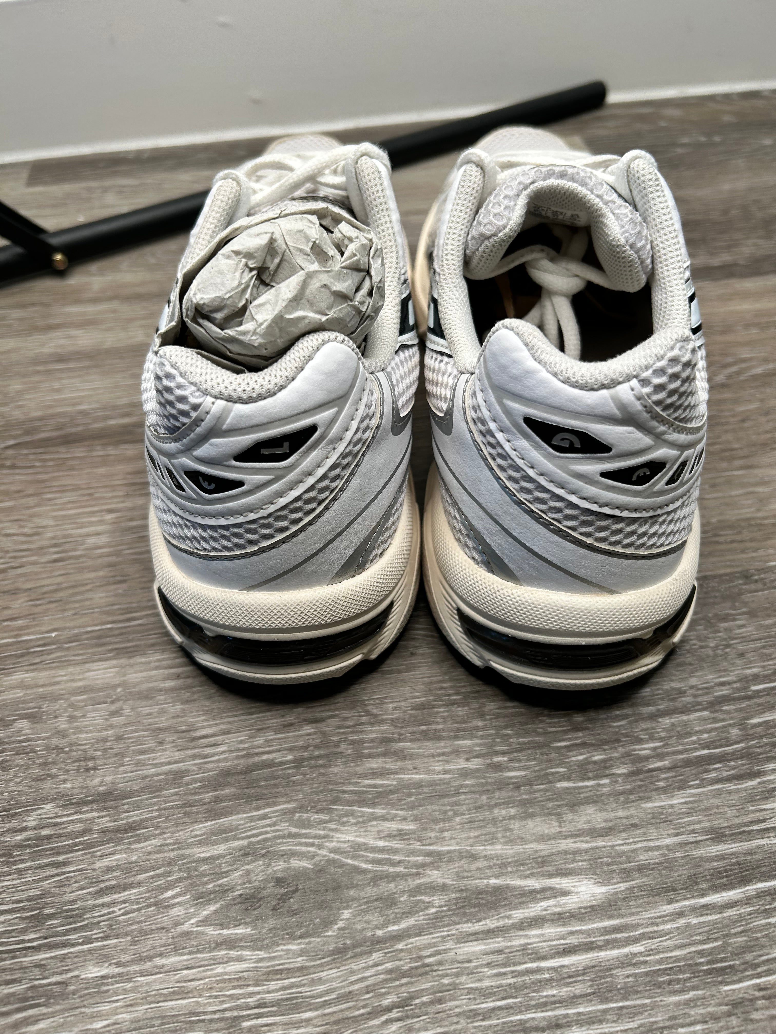 ASICS 1130 ‘CLAY CANYON’ men’s size 9.5