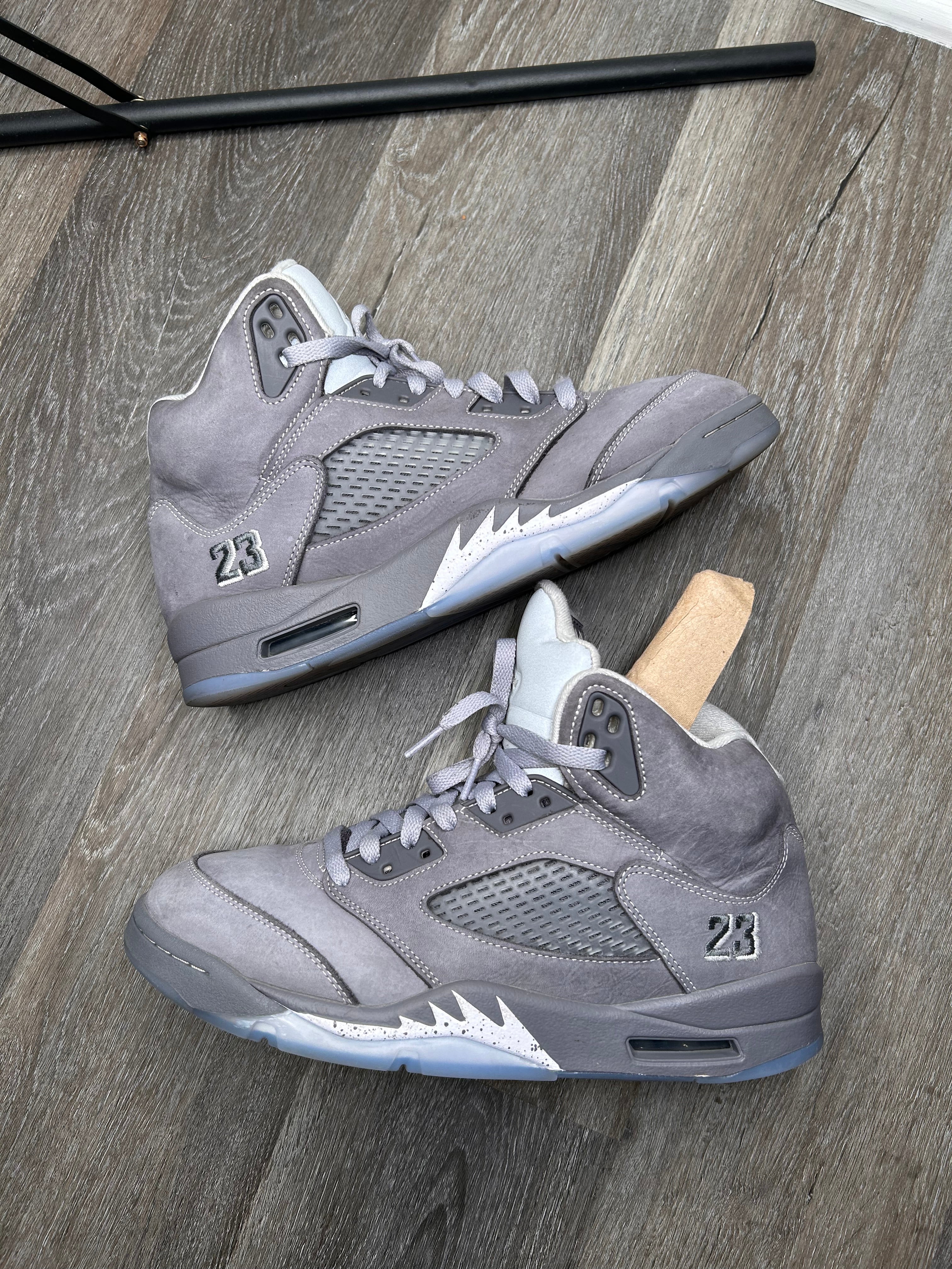 Size 10 Nike air Jordan retro 5 WOLF GREY (2026) men’s