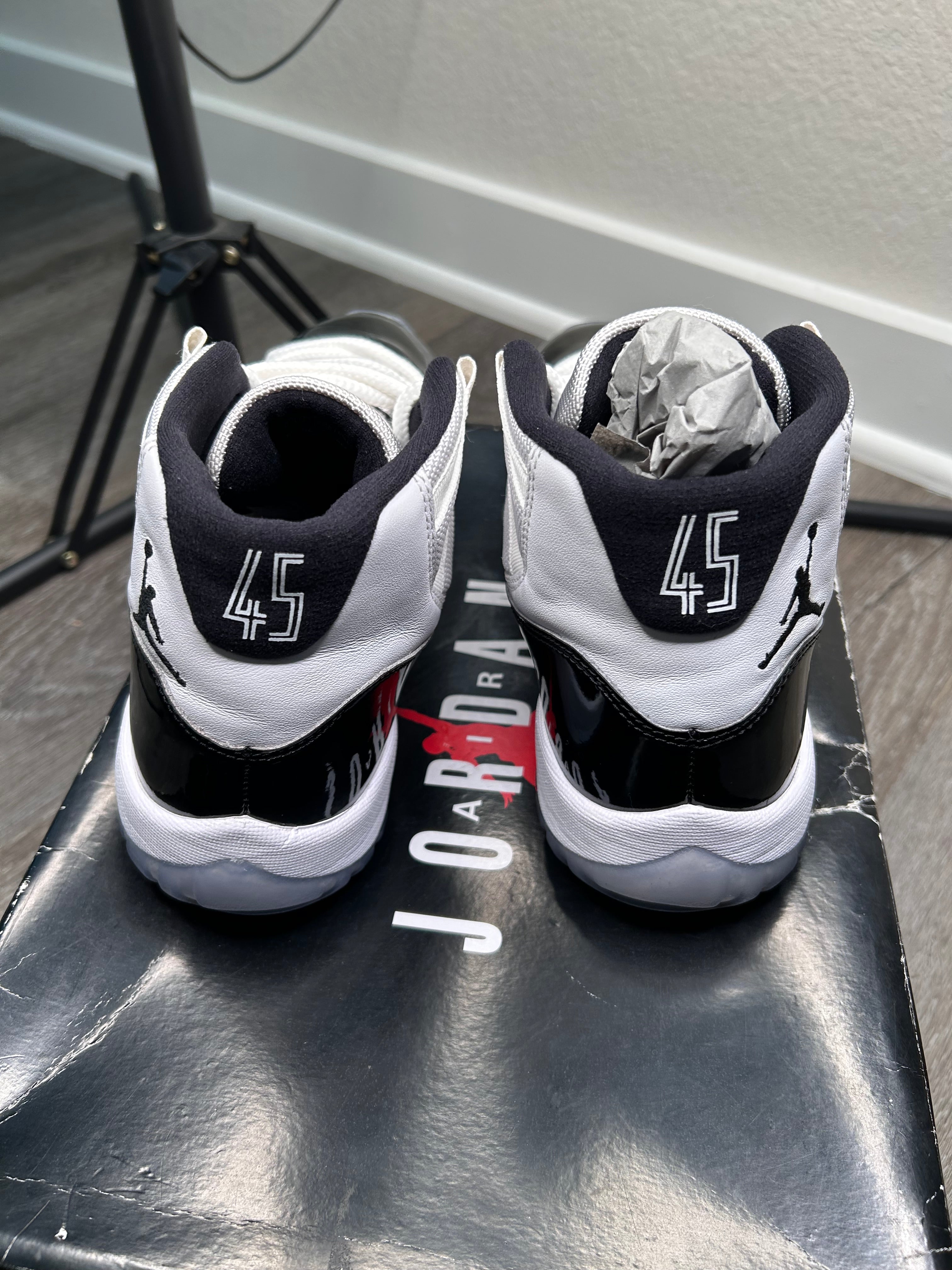 Size 7.5 - Jordan 11 Concord (2018) 378037-100