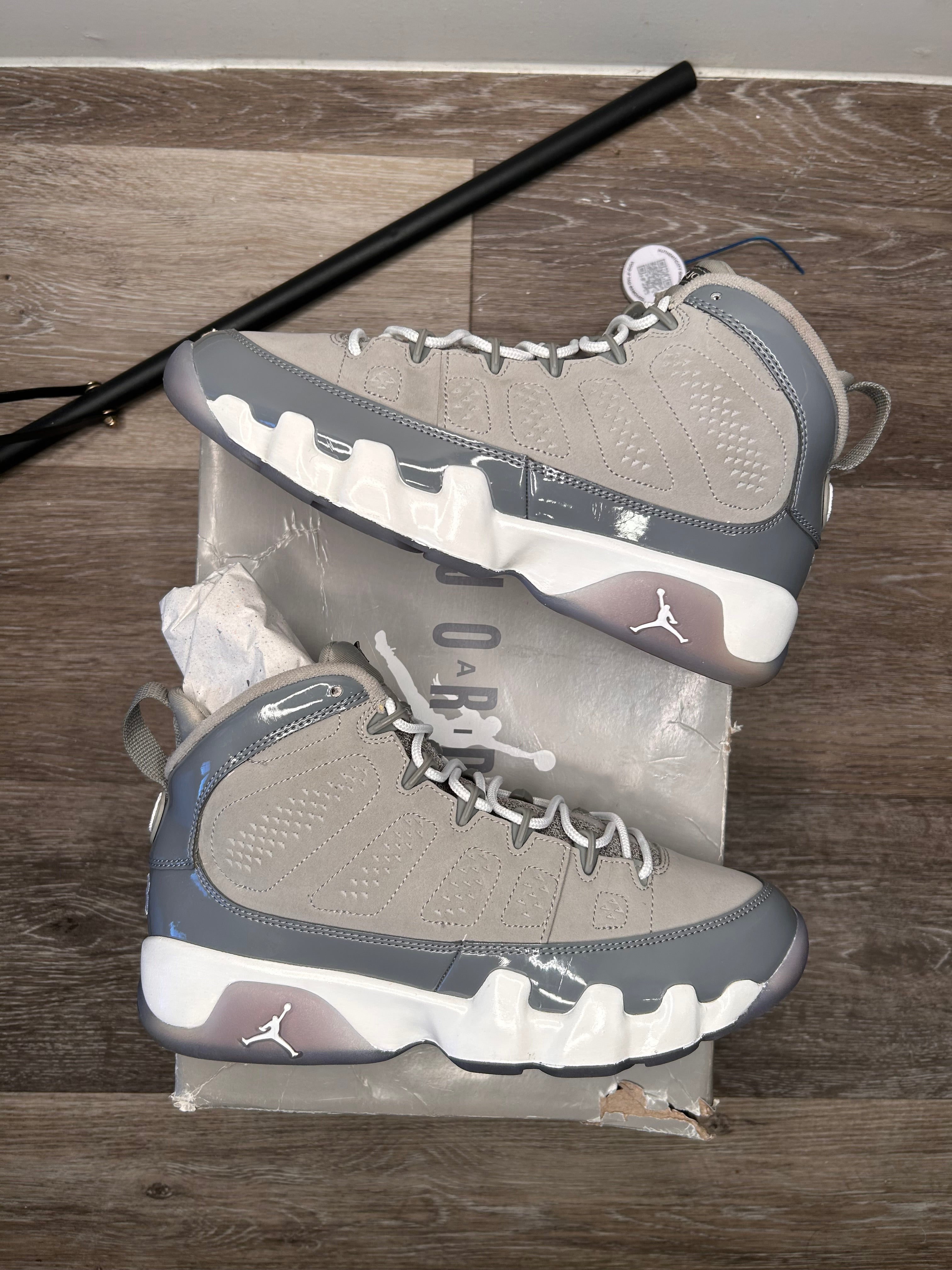 Nike (2025) Air Jordan 9 Retro (GS) Cool Grey HV4574-011 Size 7Y