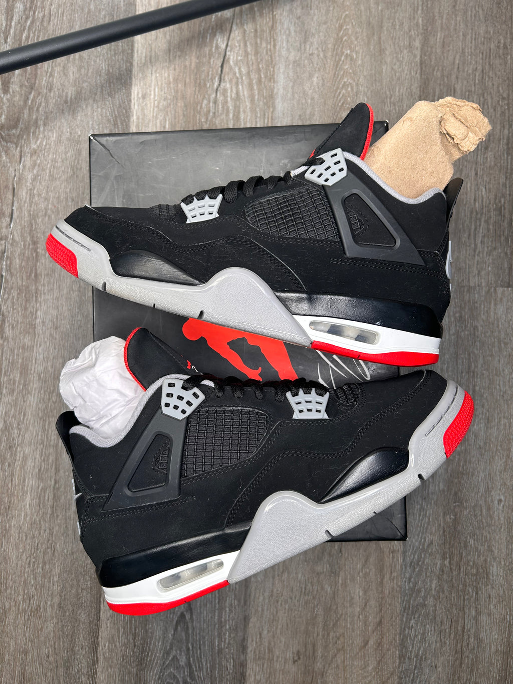 Size 9 Nike air Jordan retro 4 BRED (2019)