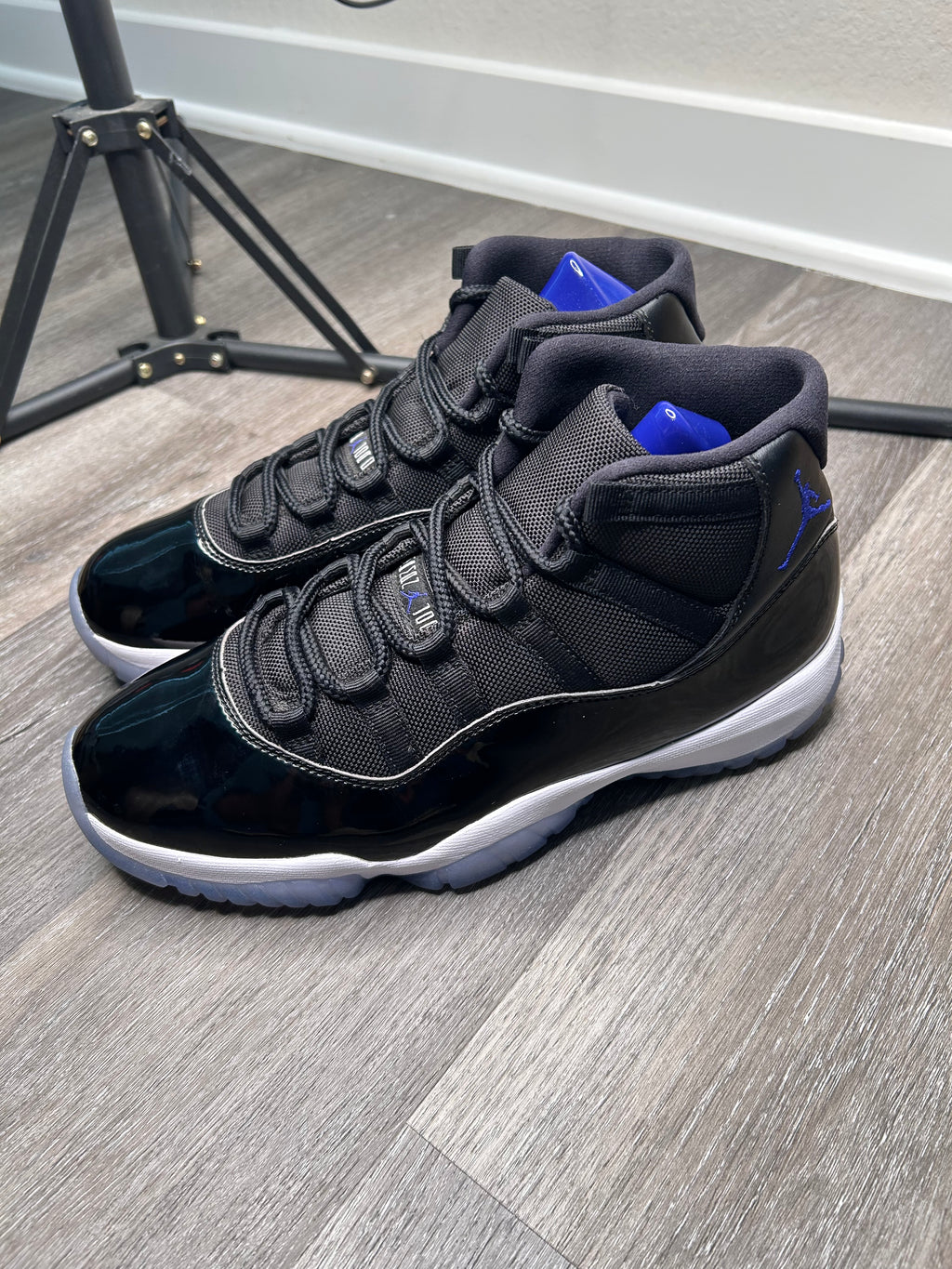 Size 10.5 - Jordan 11 Retro Space Jam 378037-003 Men’s