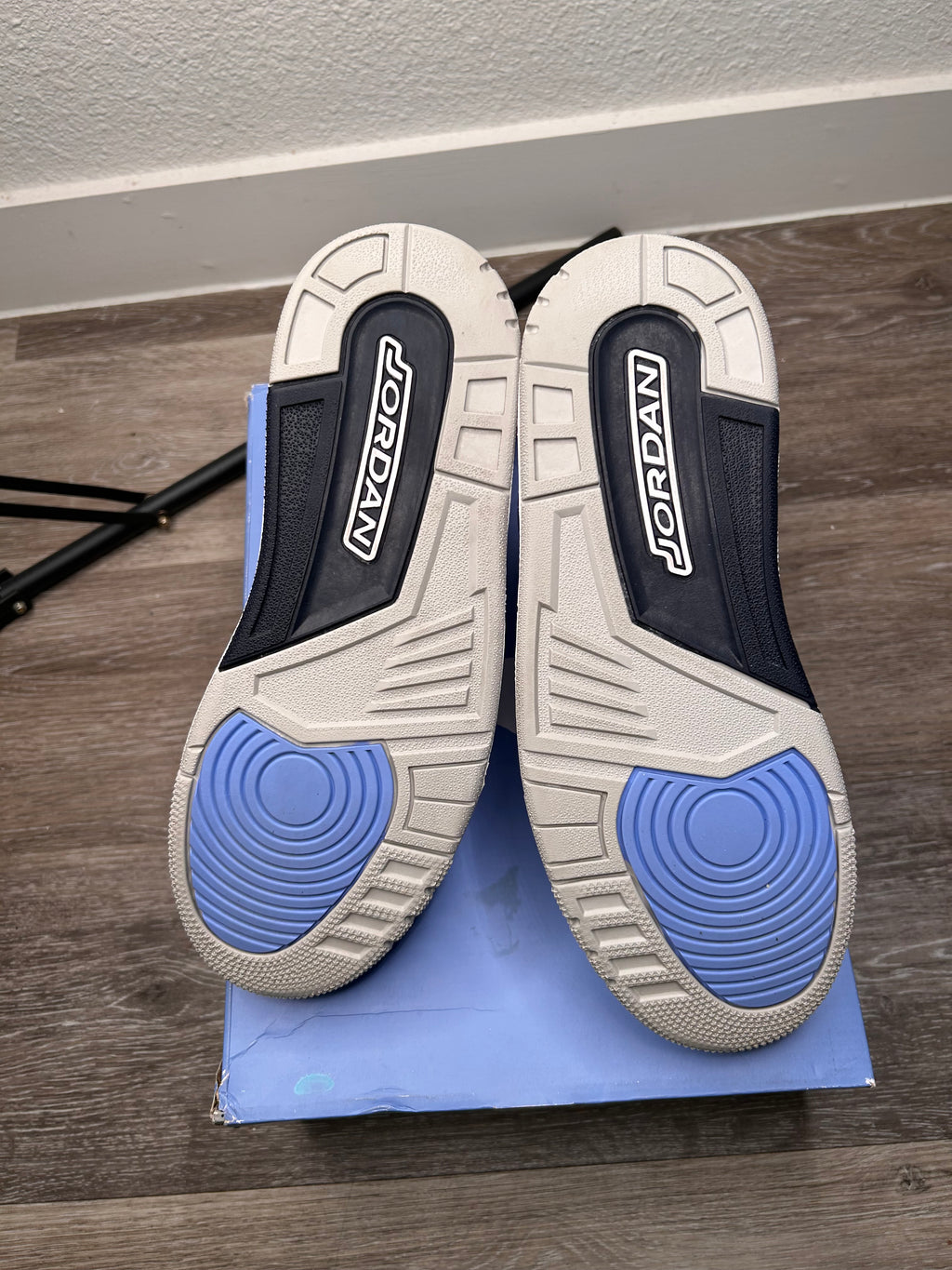 Nike Air Jordan 3 UNC ‘University Blue’ (2020) Size 9.5 Mens CT8532-104 Retro