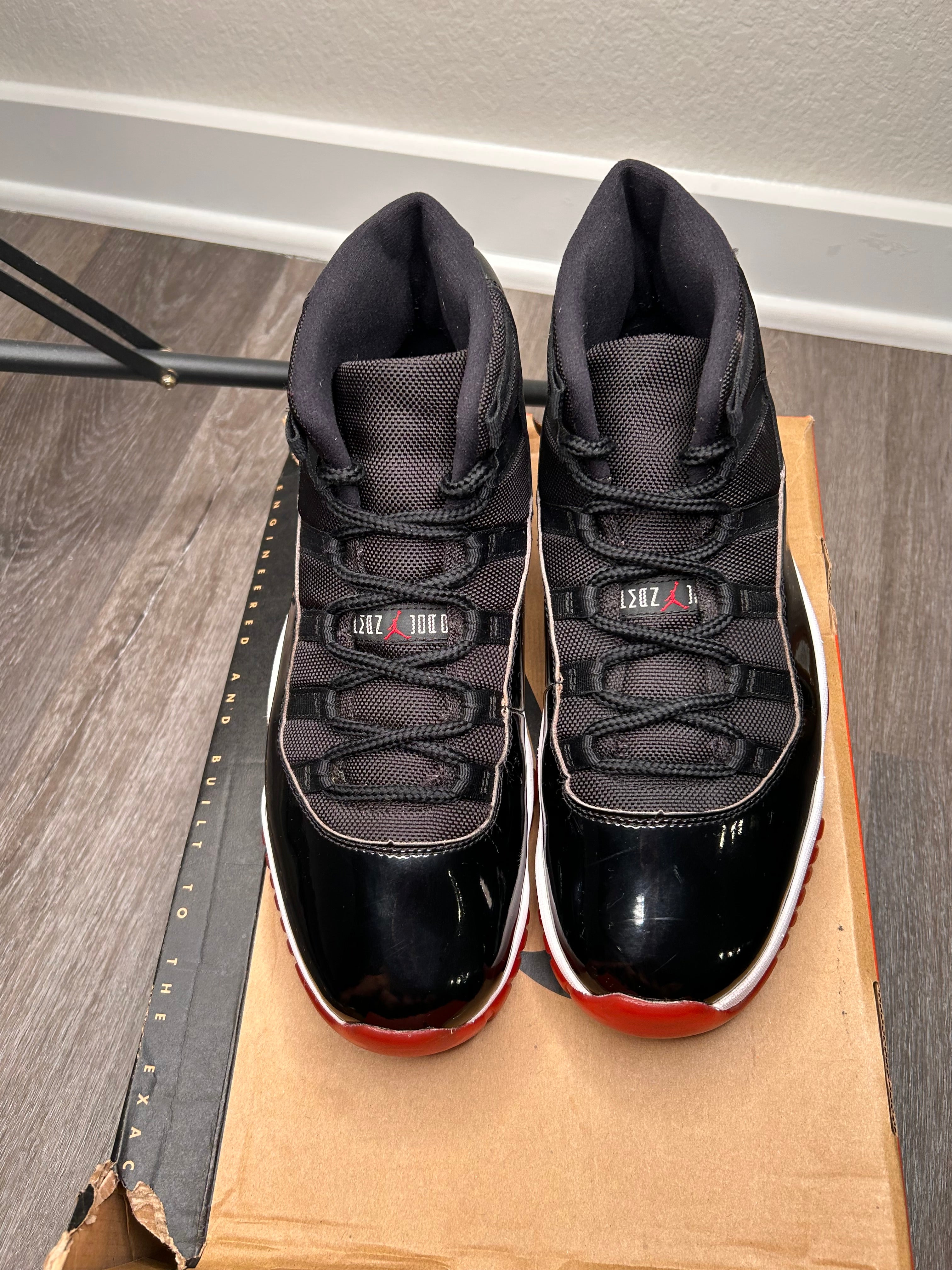 Nike air Jordan 11 retro XI Bred size 10.5 (2019)