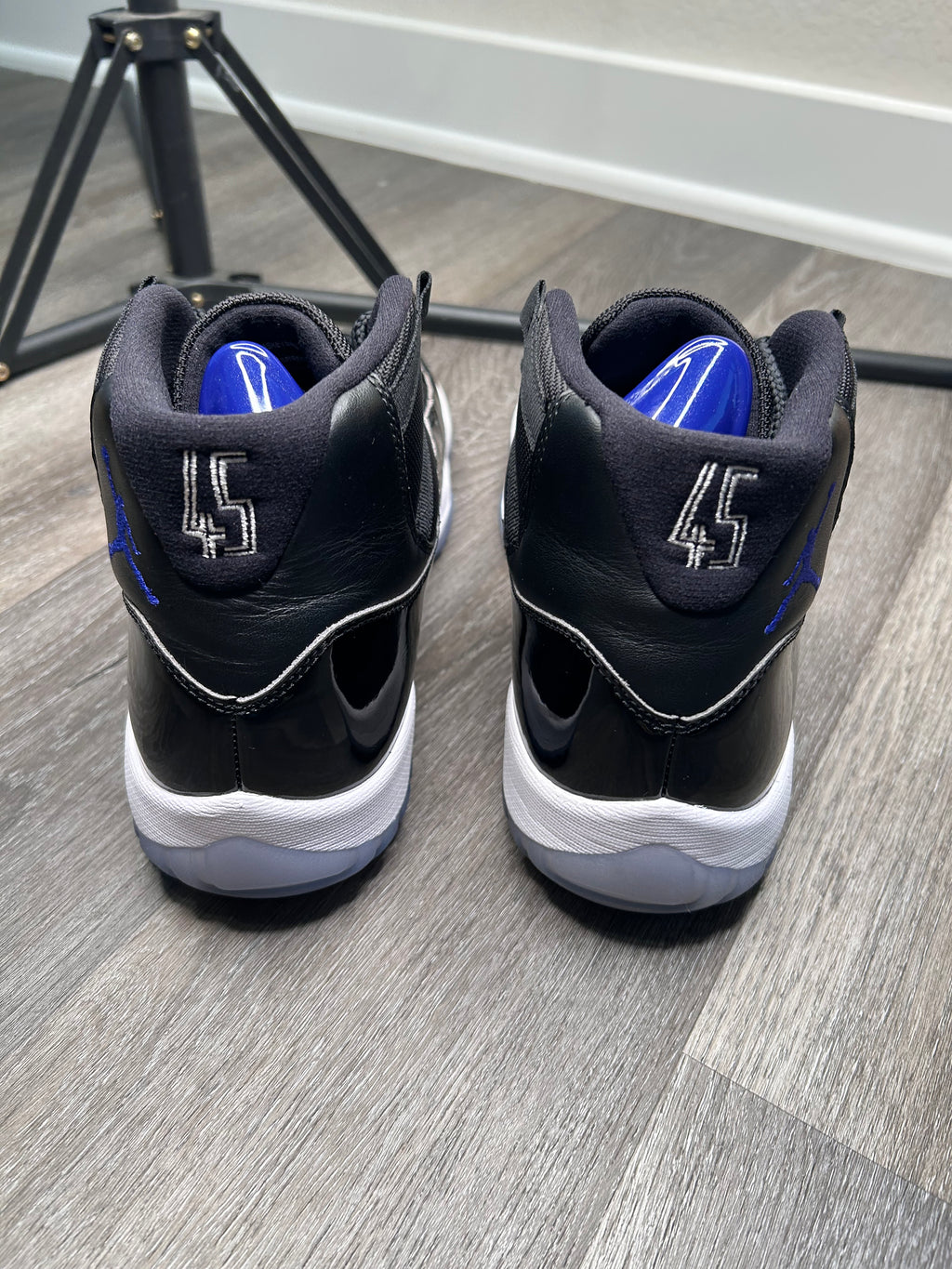 Size 10.5 - Jordan 11 Retro Space Jam 378037-003 Men’s