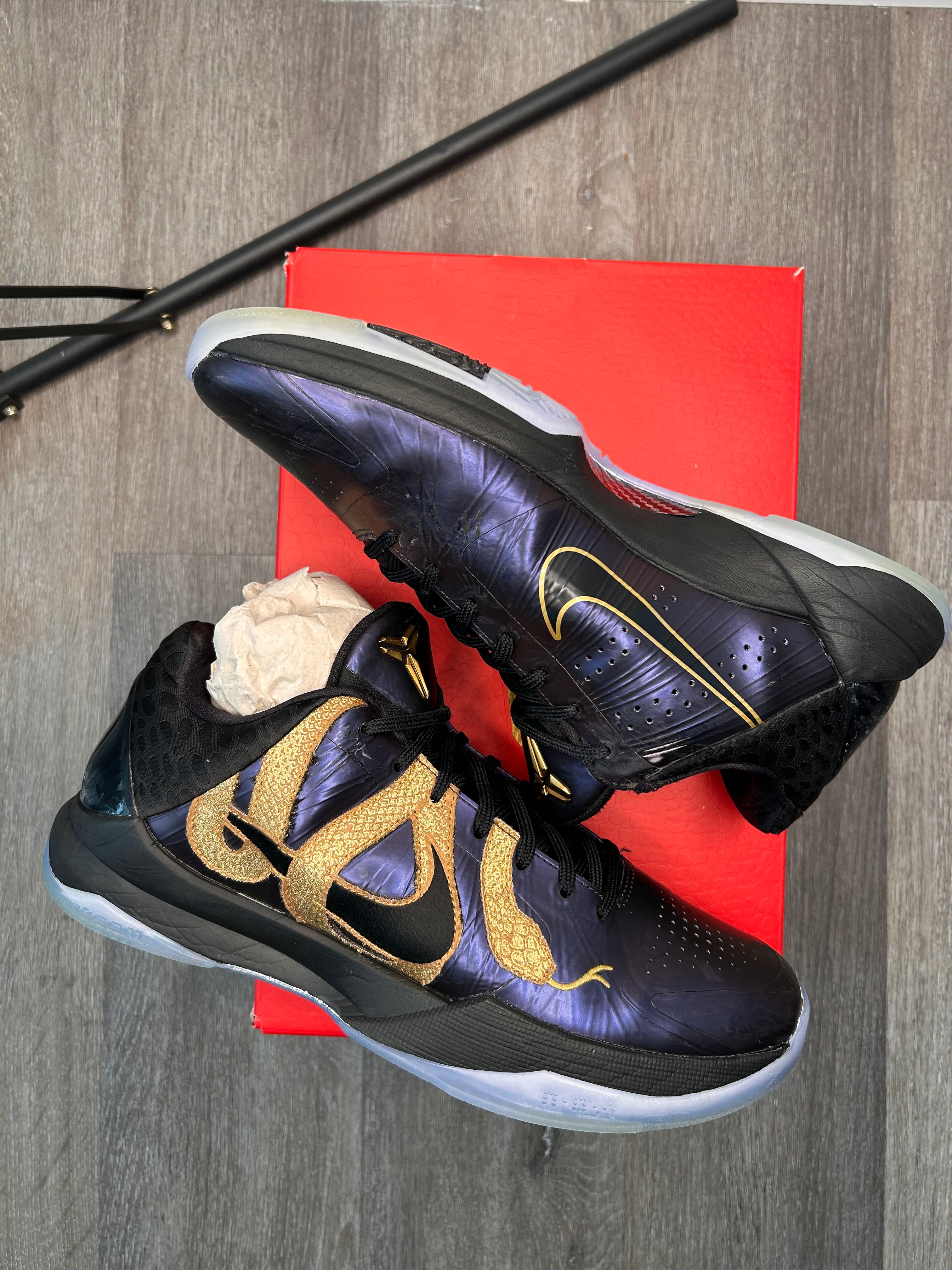Nike Kobe 5 V eggplant size 10.5 men’s (2025)