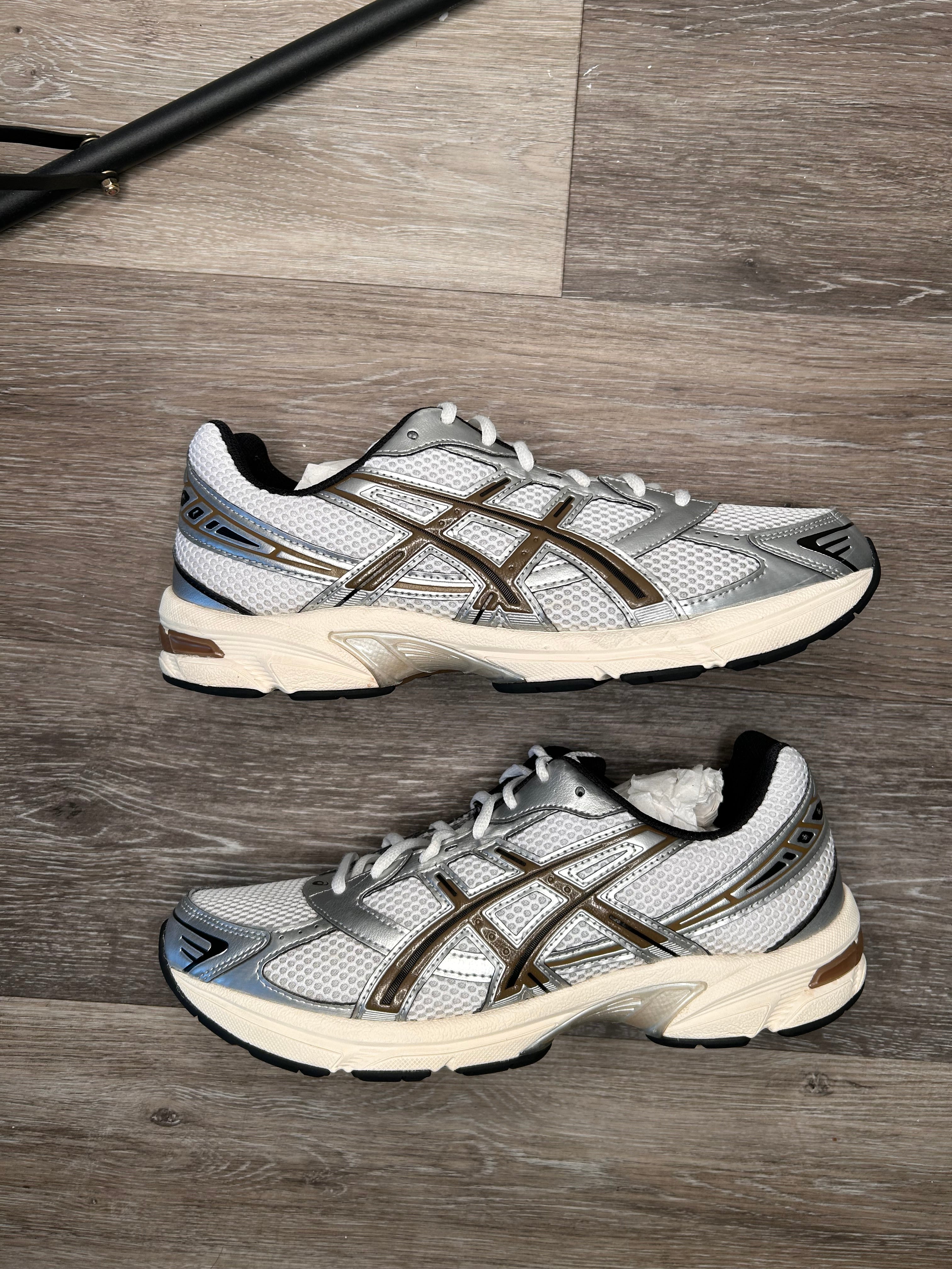 Size 10.5 - ASICS Gel 1130 Clay Canyon (2023) men’s comfortable shoes