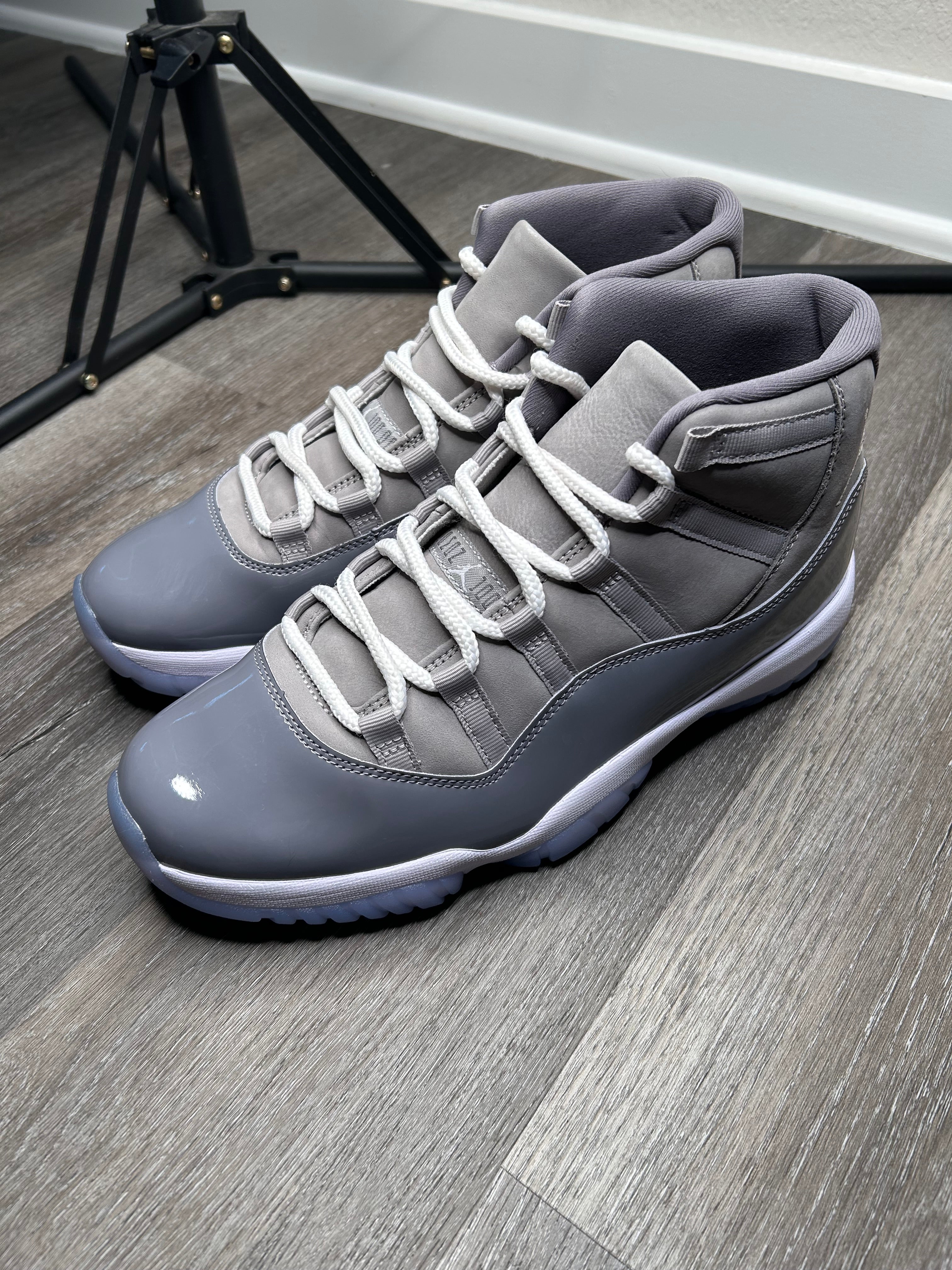 Size 10.5 - Jordan 11 Cool Grey (2021) CT8012-005