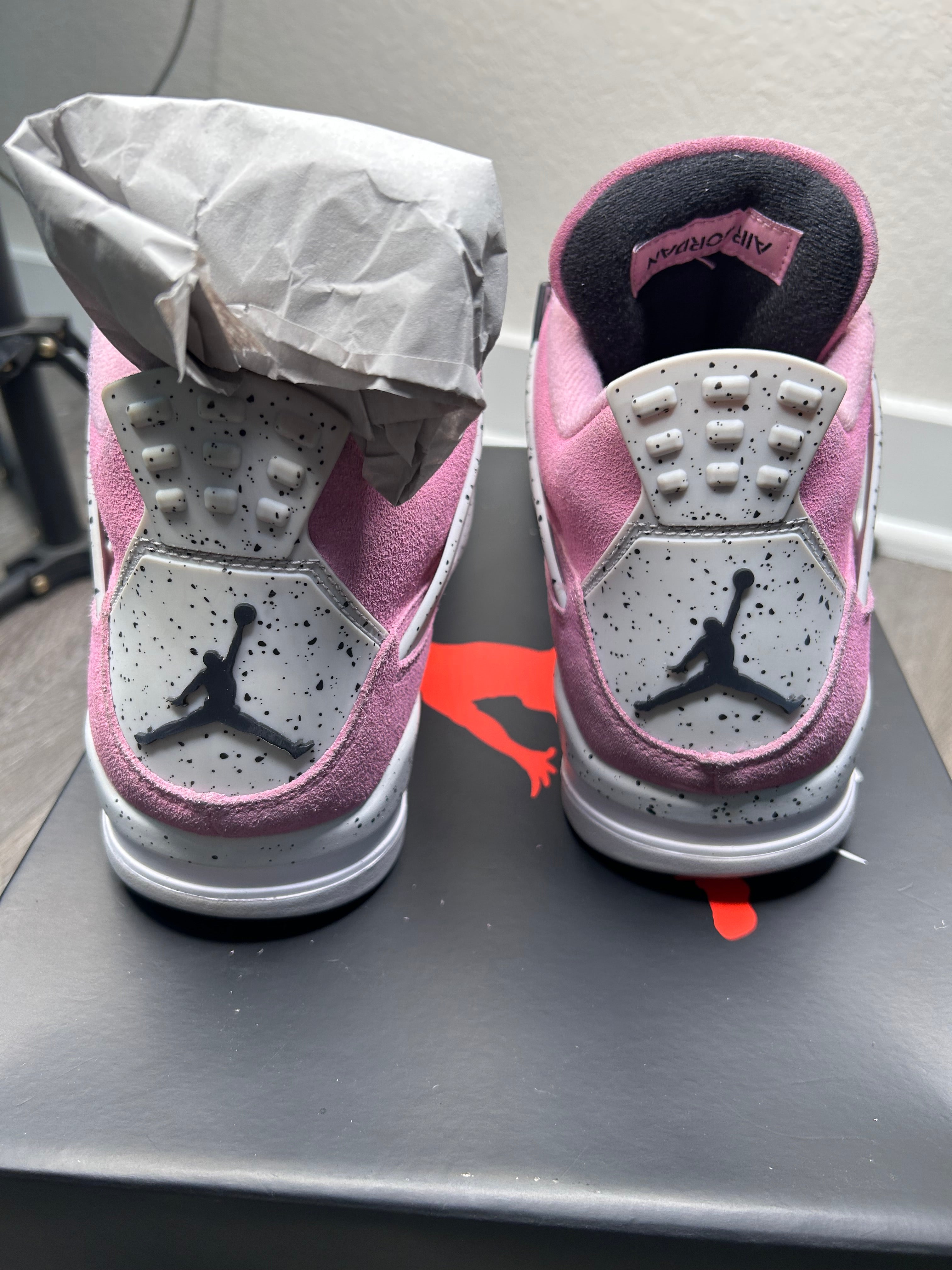Size 10M/11.5W - Jordan Orchid Suede (2025) AQ9129-501