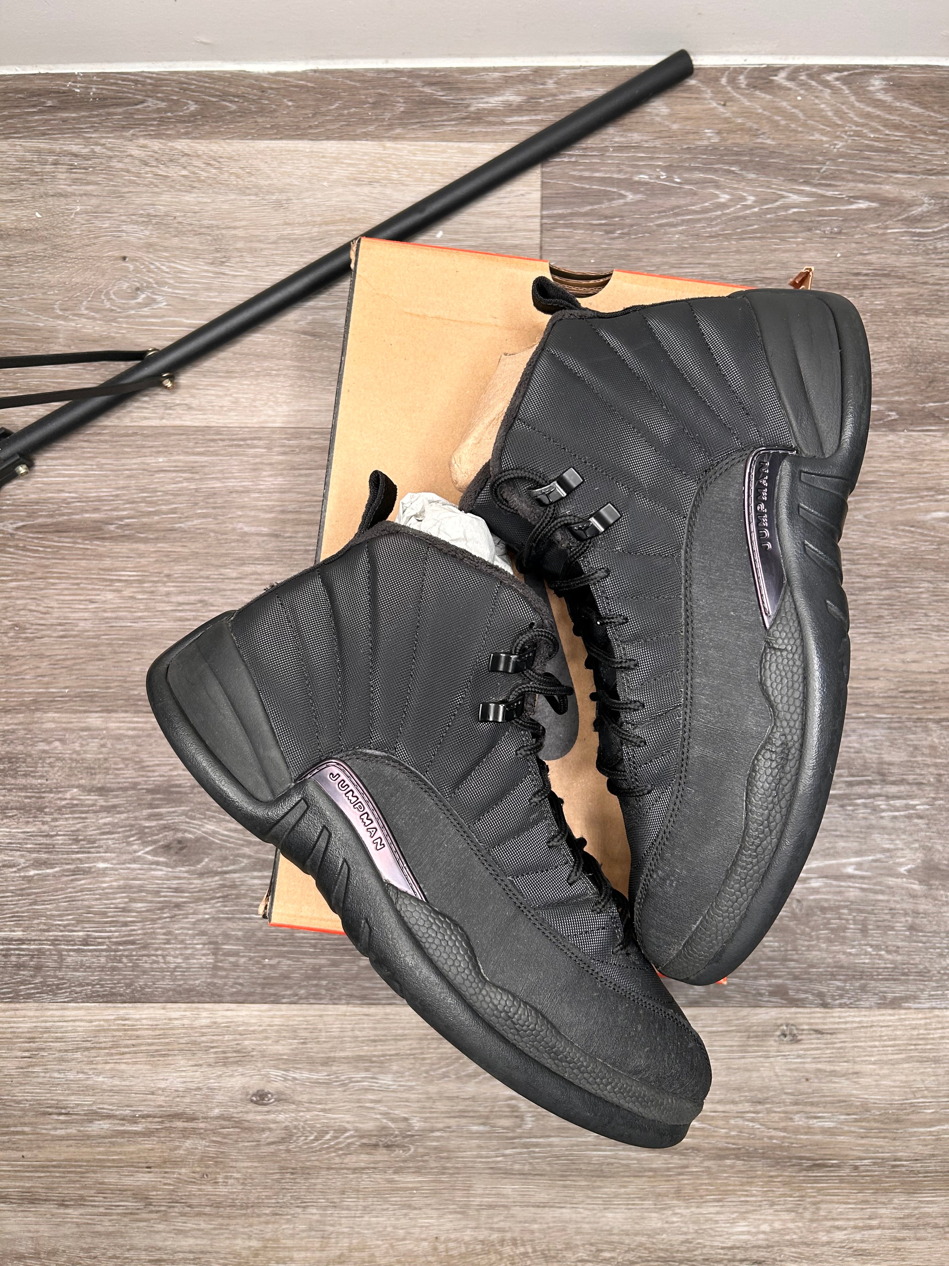 Nike Air Retro Jordan 12 Winterized Triple Black - Size 10.5 (2018)
