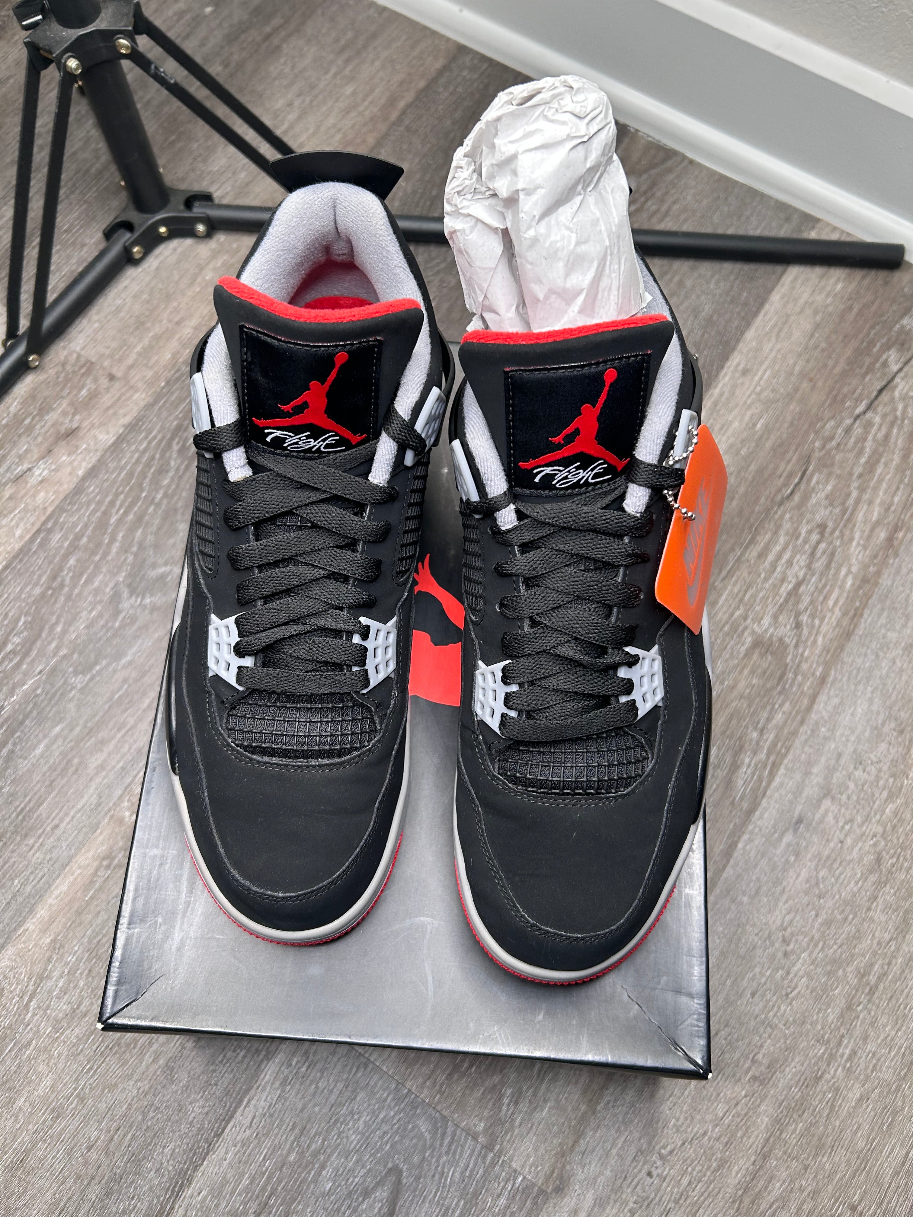 Size 10 Nike Air Jordan 4 Retro OG Bred 2019 308497-060 Mens Sneaker With Box