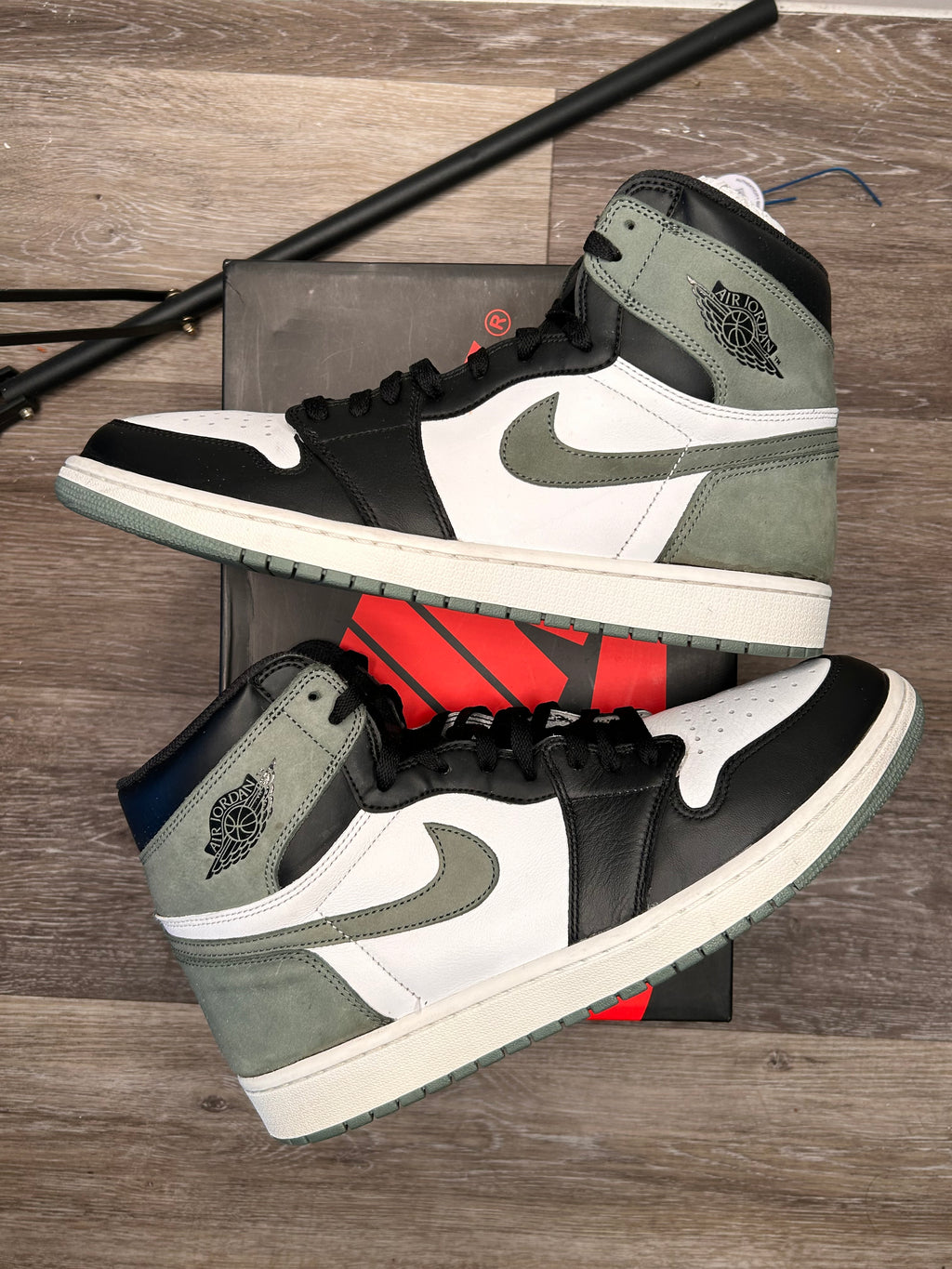 Nike Air Jordan 1 Retro High OG “Clay Green” (2018) 555088-135 Men’s US Size 13